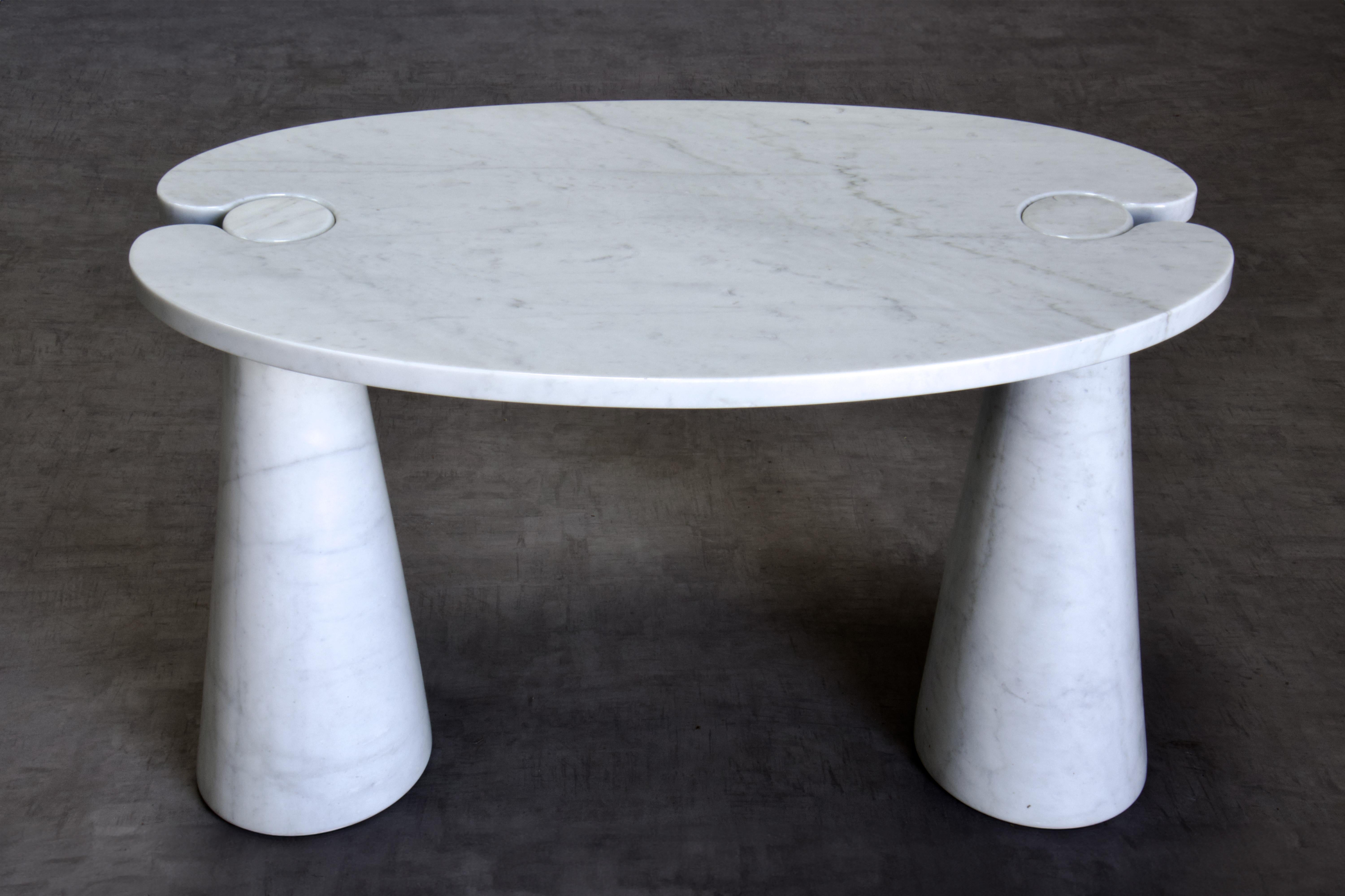 Élégante table de bureau ou console en marbre de Carrare 