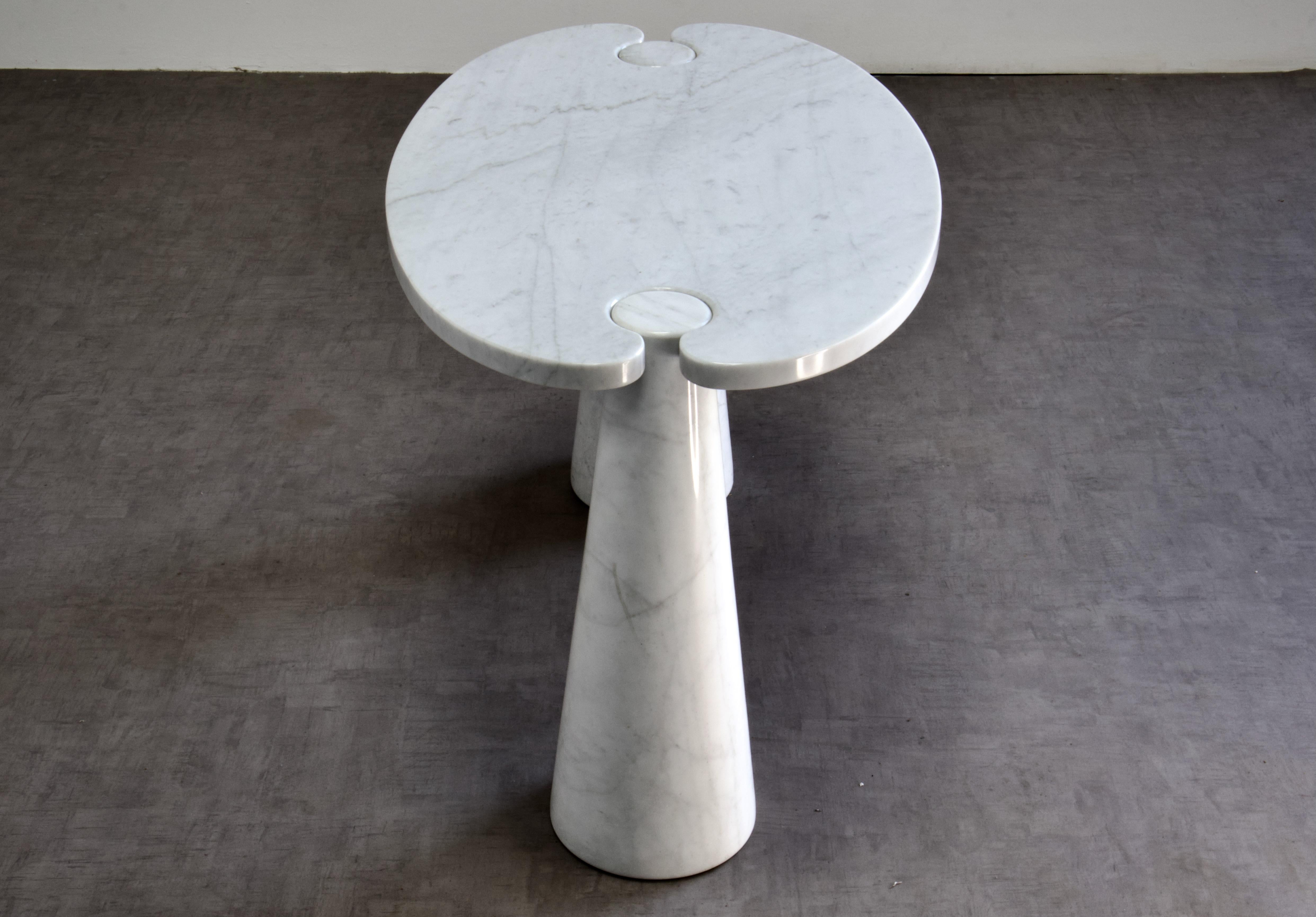 italien Mangiarotti Table de bureau ou console Eros en marbre de Carrare pour Skipper 1970 Italie en vente