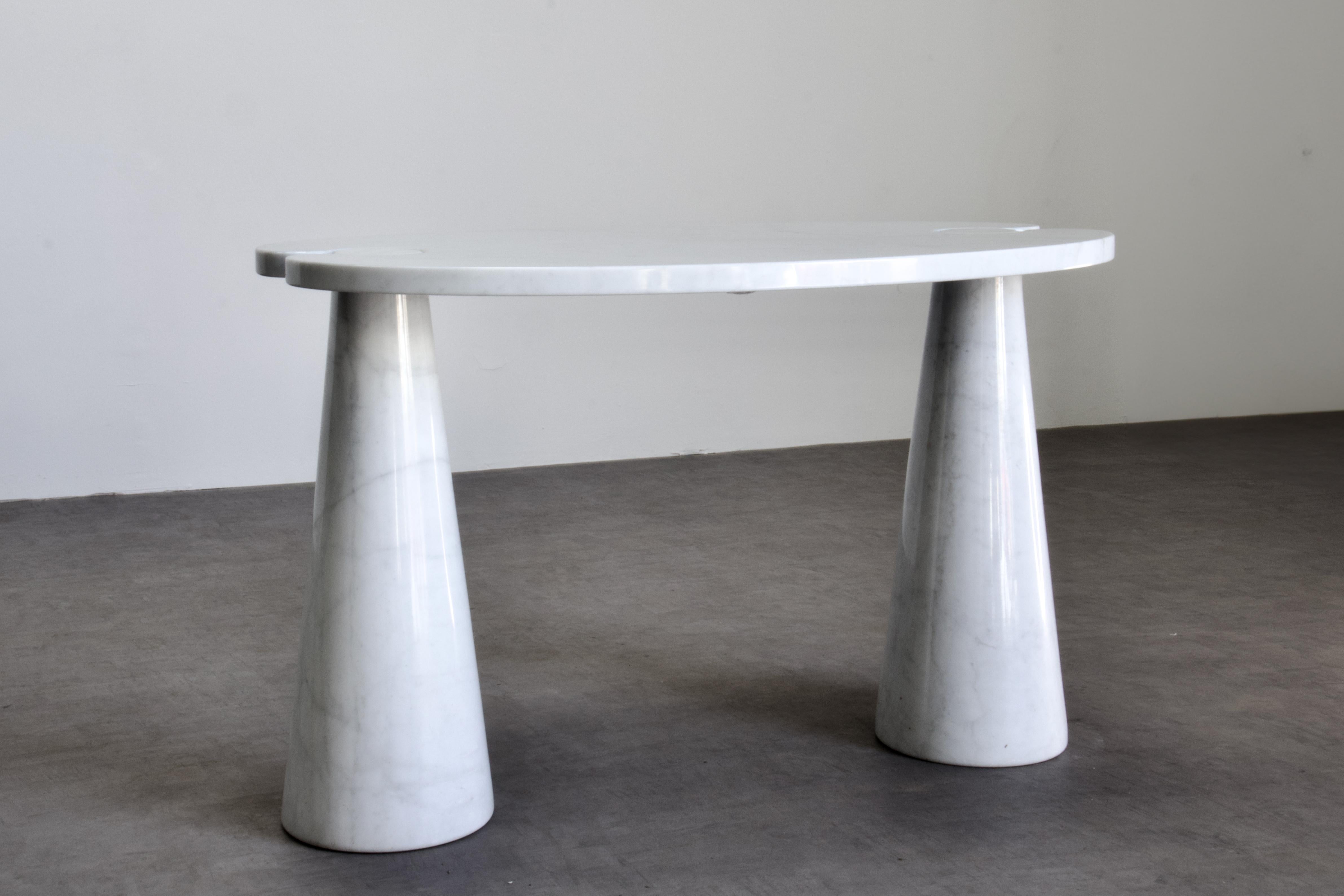 Mangiarotti Table de bureau ou console Eros en marbre de Carrare pour Skipper 1970 Italie en vente 1