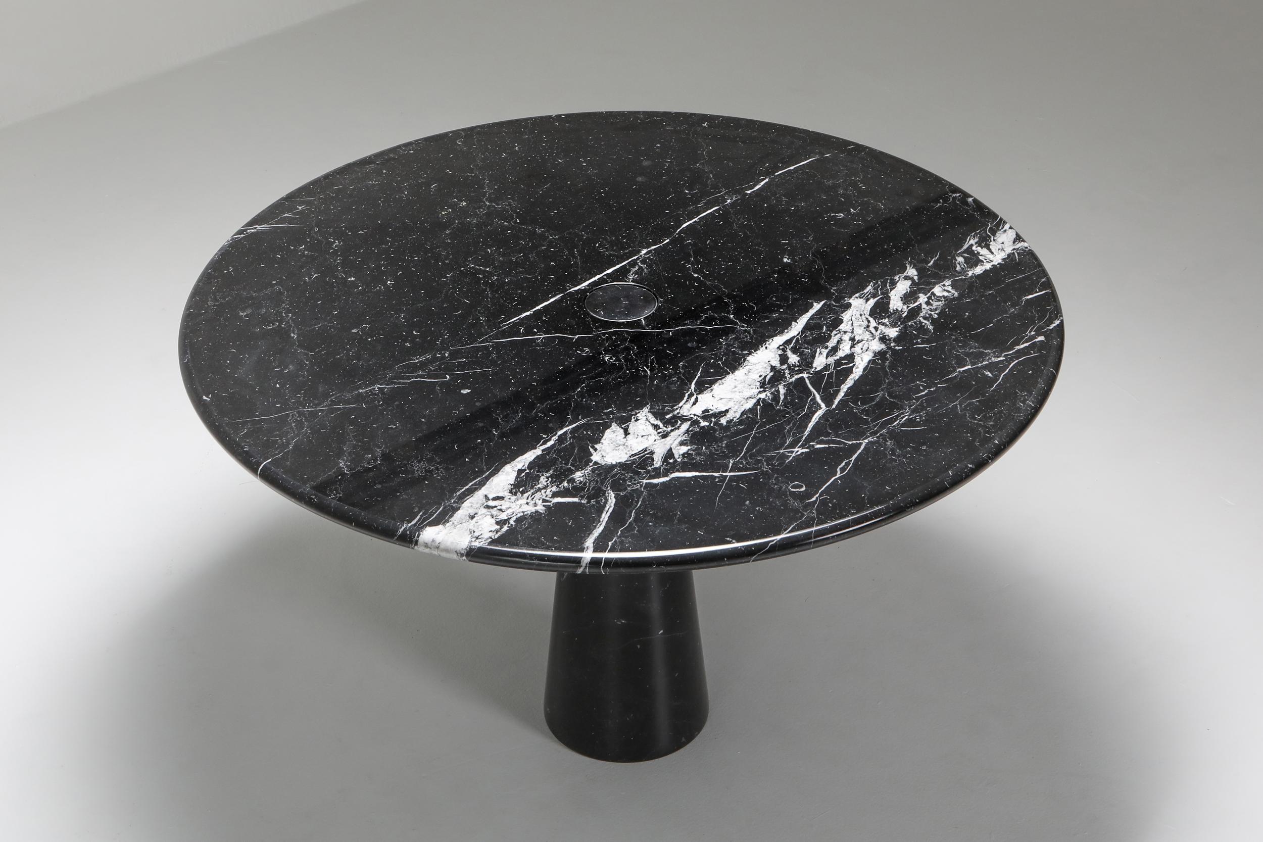 Mangiarotti 'Eros' Marble Dining Table In Excellent Condition In Antwerp, BE