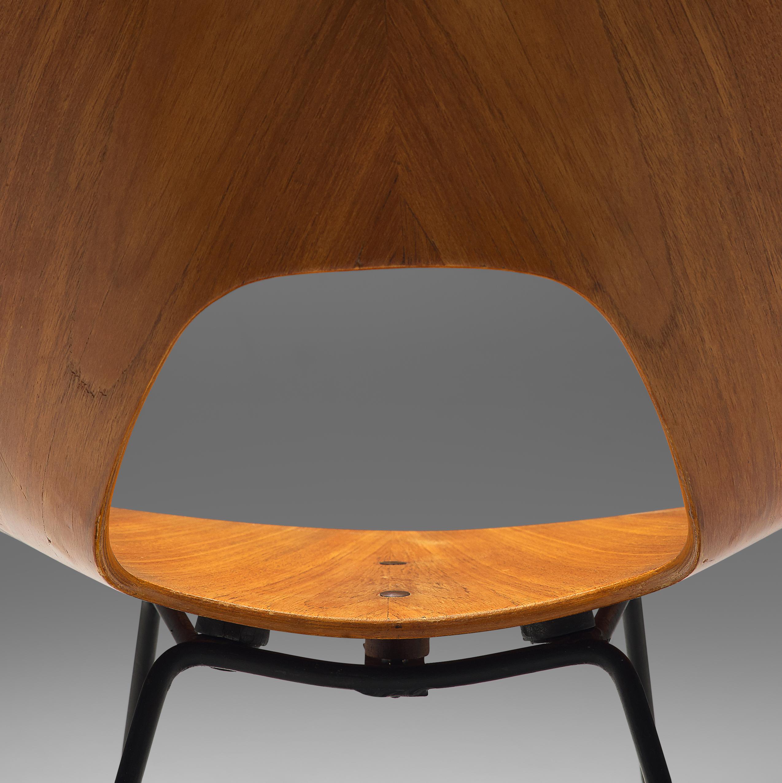 Mangiarotti ‘Eros’ Marble Table with Bozzi ‘Ariston’ Chairs and Stilnovo Lamp 4