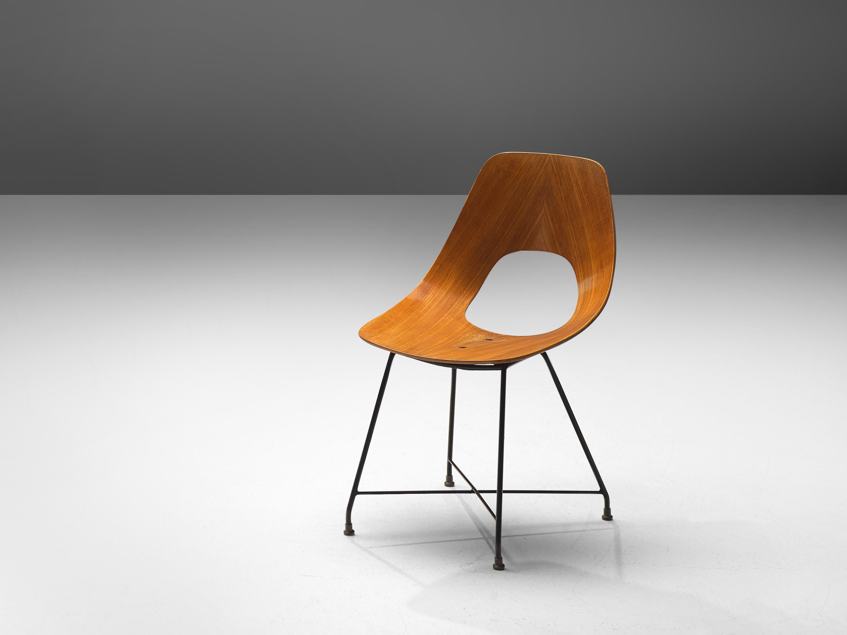 Mangiarotti ‘Eros’ Marble Table with Bozzi ‘Ariston’ Chairs and Stilnovo Lamp 1