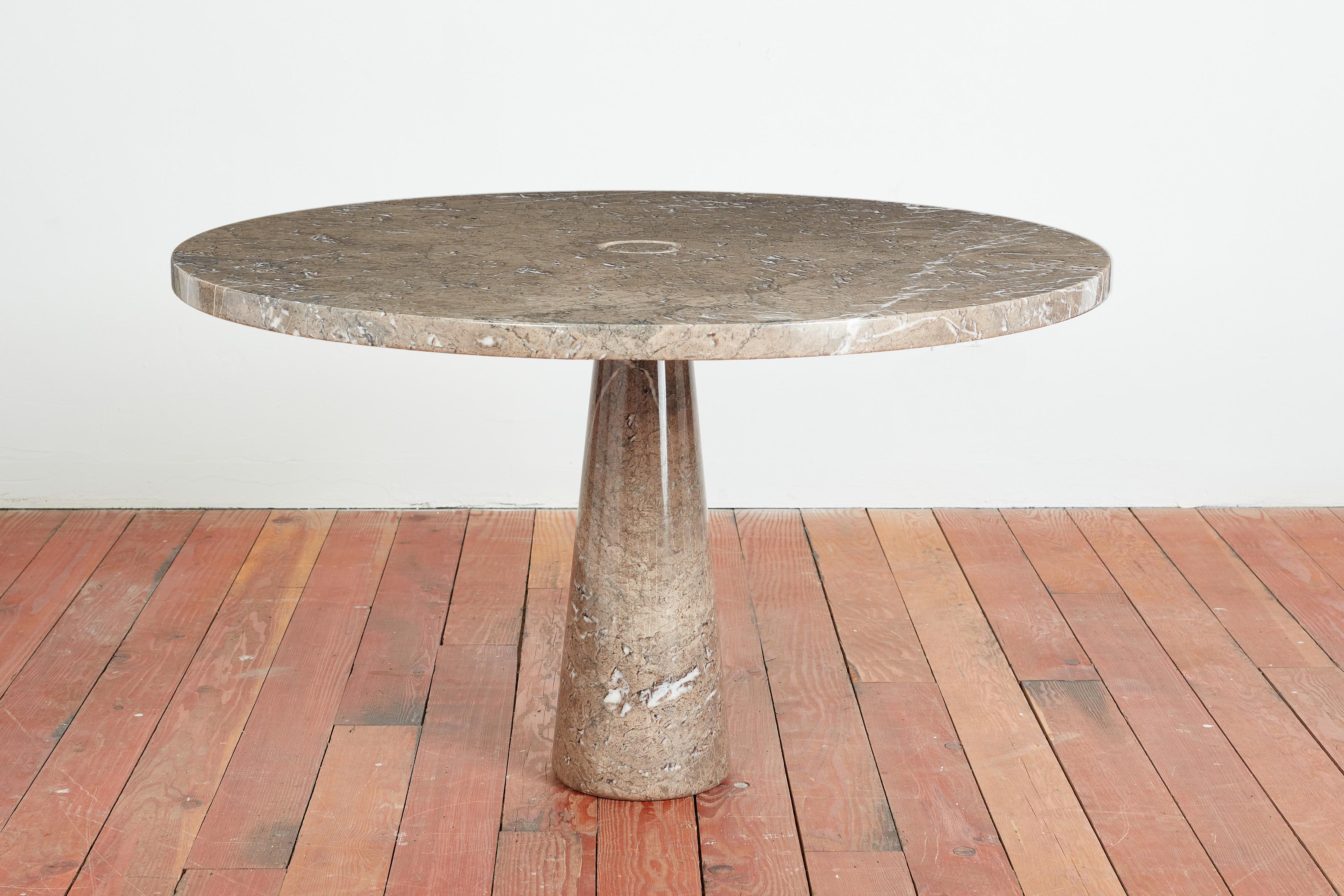 Dining Table by Angelo Mangiarotti - Italy, 1970s
Wonderful Greyish/ brown color - 