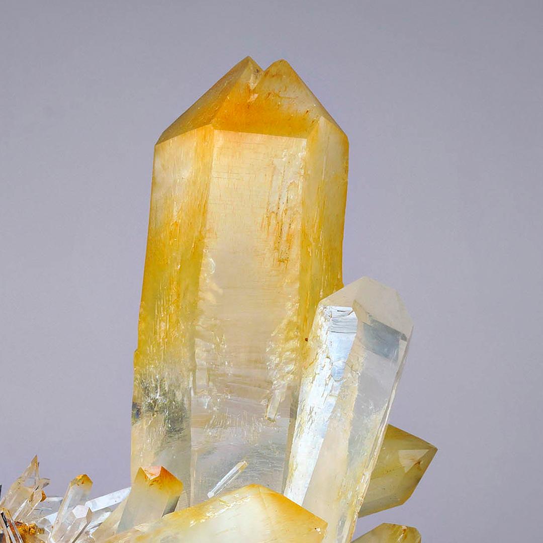 Contemporary Mango Quartz From Colombia For Sale