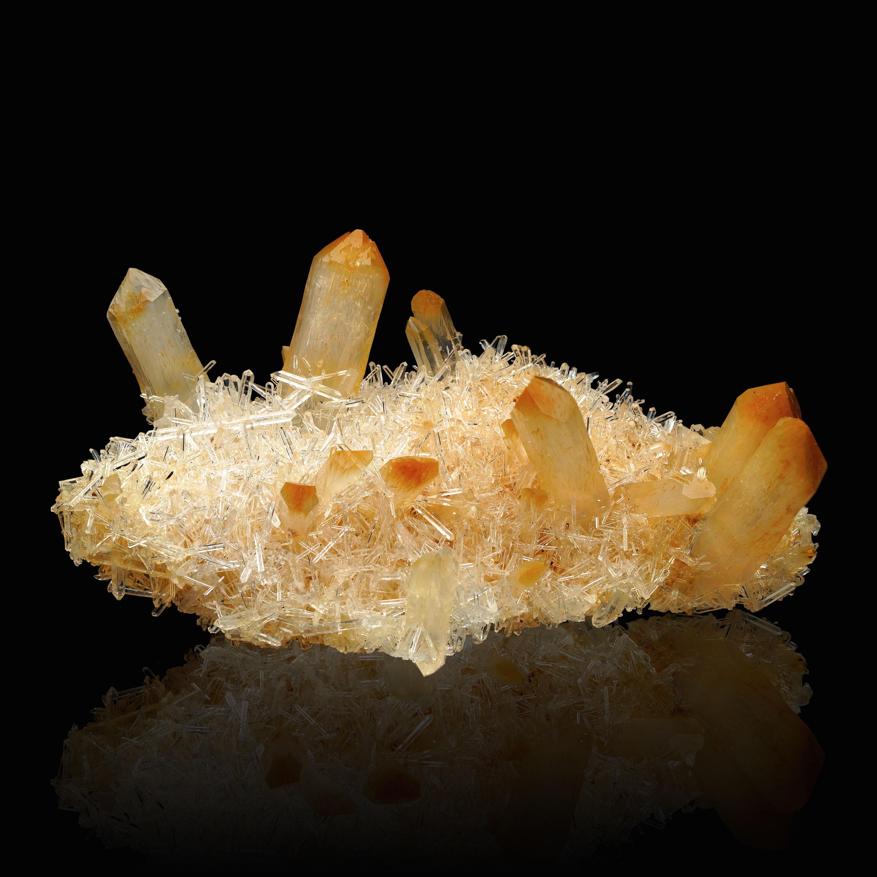 Mango Quartz with Halloysite Ver. V In New Condition For Sale In New York, NY