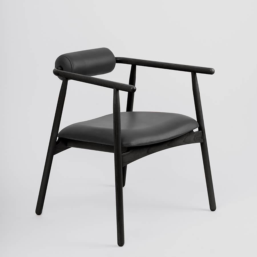 Manguito Dining Chair in Black Oak (Mexikanisch) im Angebot