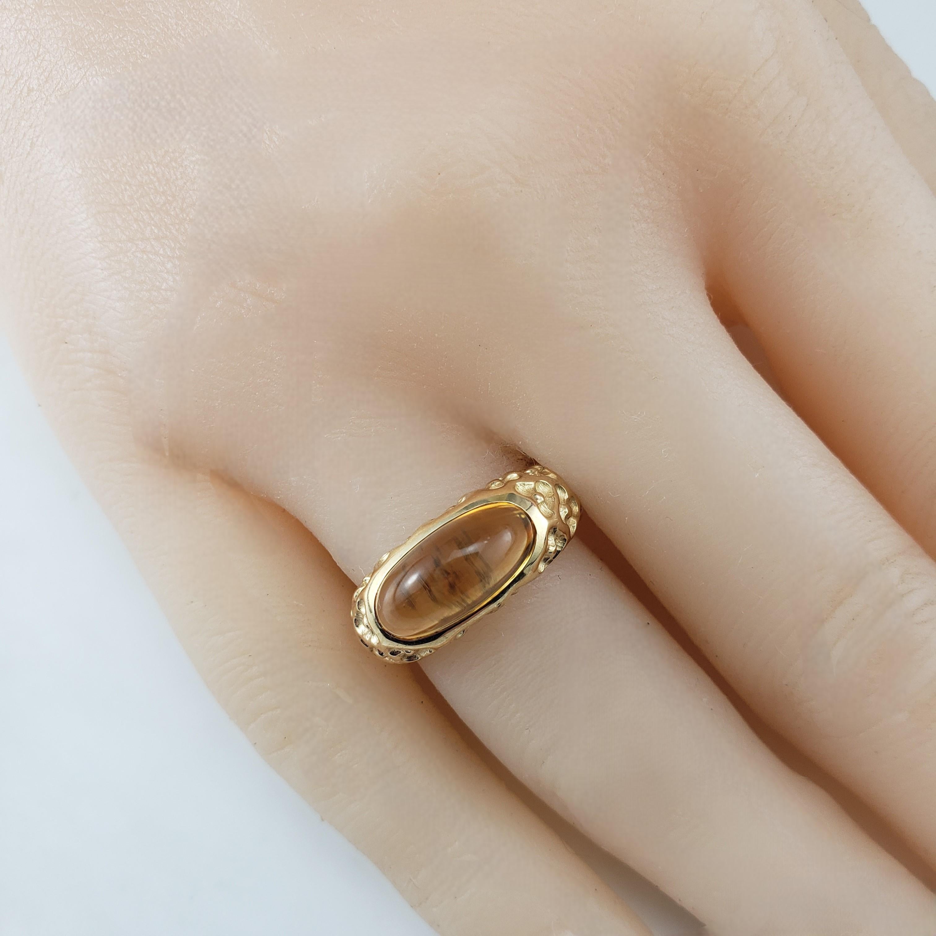 Contemporary Manhattan 18 Karat Yellow Gold and Cabochon Citrine Ring Size 6.5 #20790 For Sale