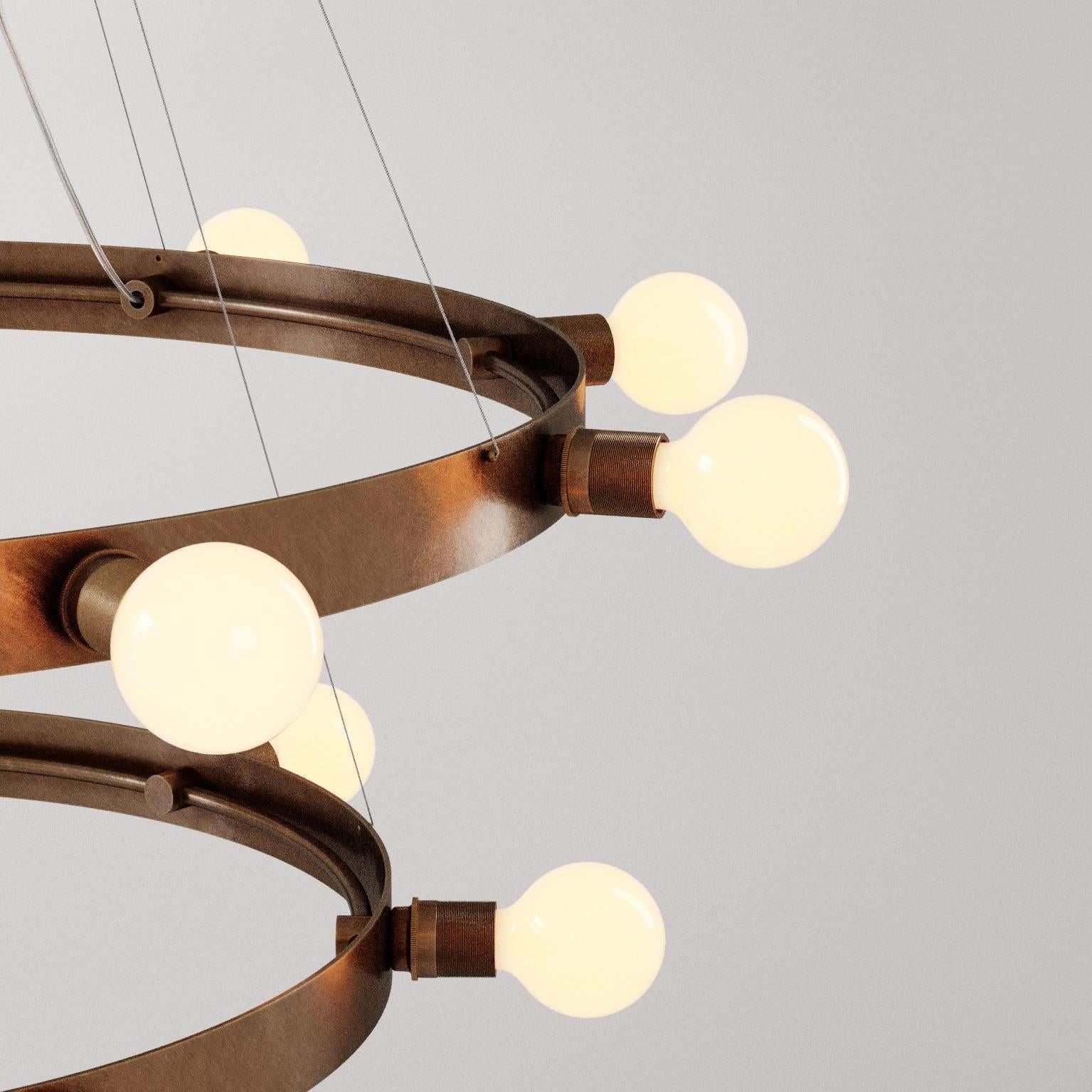 Moderno Lampadario MANHATTAN a 2 livelli in bronzo, Brownstone Boys x Blueprint Lighting in vendita