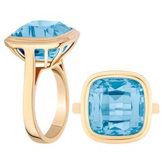 Bague taille coussin ouverte de la galerie Manhattan, topaze bleue