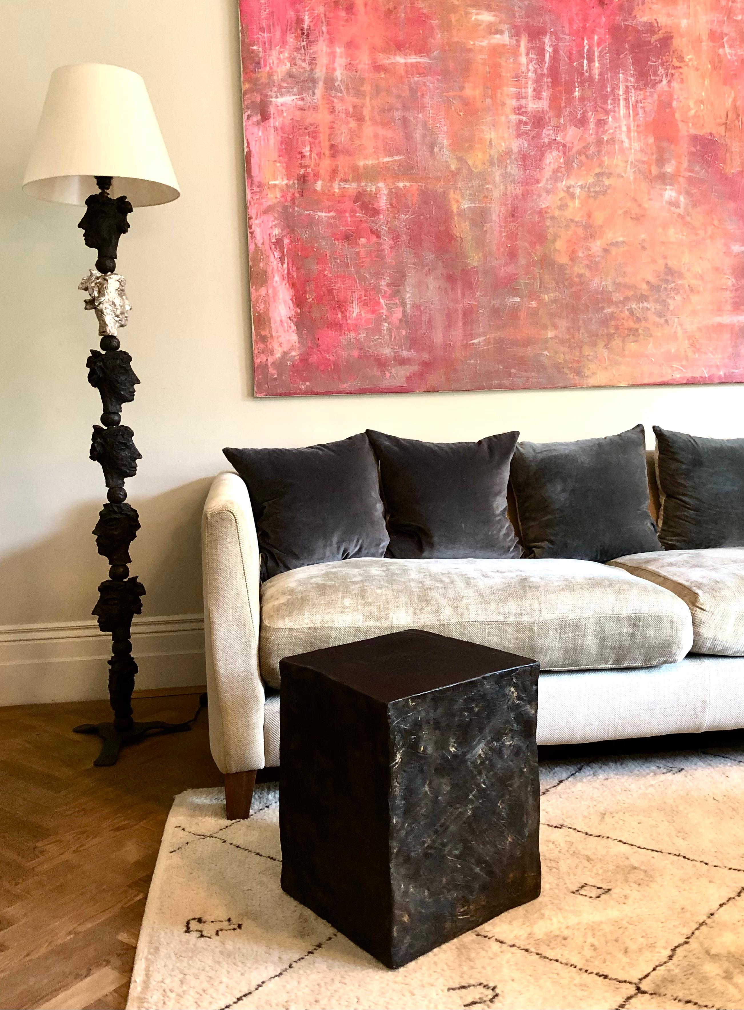 Table d'appoint/tabouret cubique Manhattan, gris, 21e siècle, Margit Wittig en vente 2