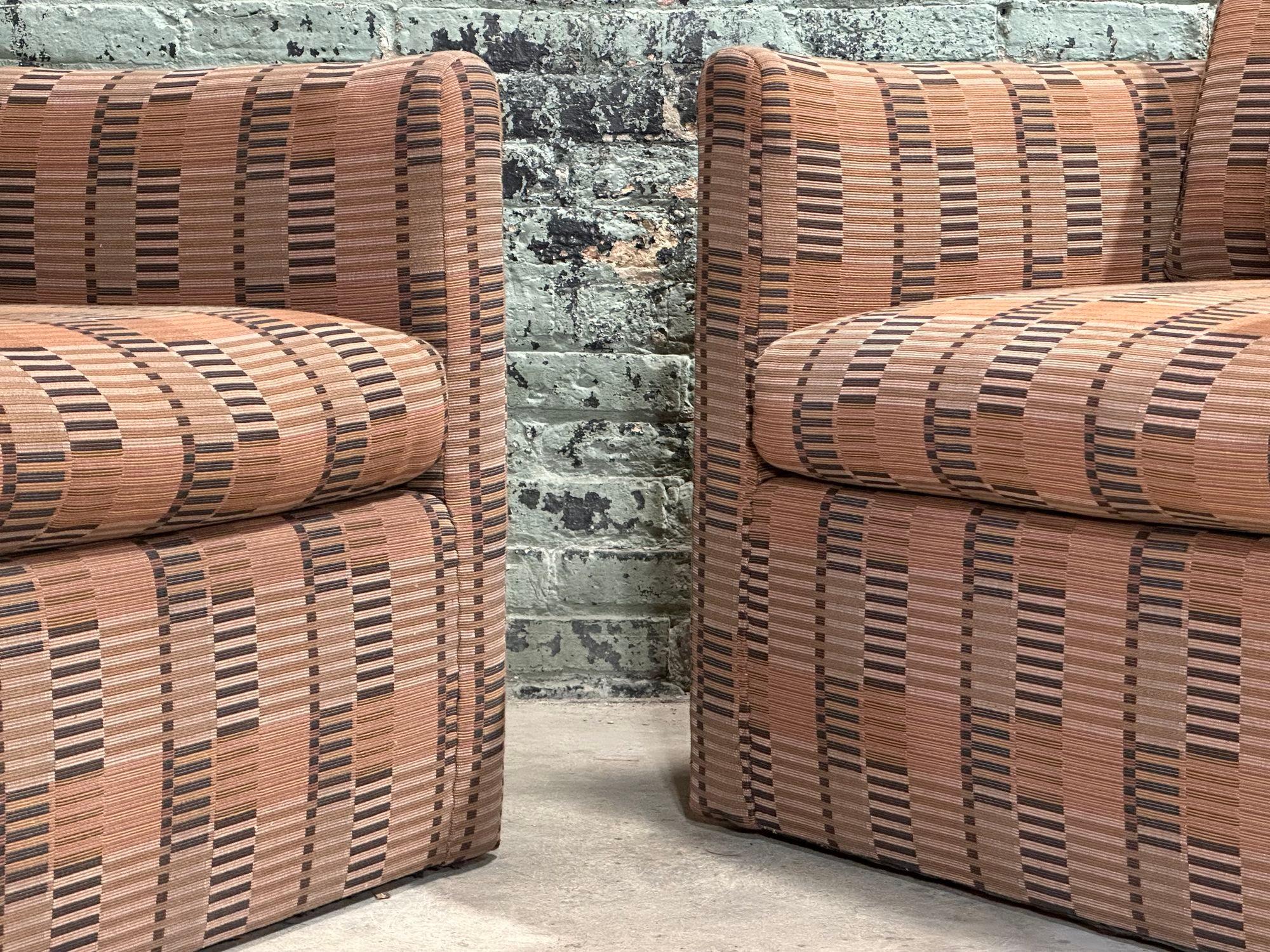 Manhattan Loungesessel, Albers-Bauhaus-Stoff von Dunbar, 1980 im Zustand „Gut“ in Chicago, IL