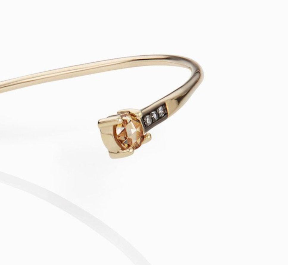 Contemporary Maniamania Mystic Bangle in 14k Gold with Rutilated Quartz and Champagne Diamond For Sale