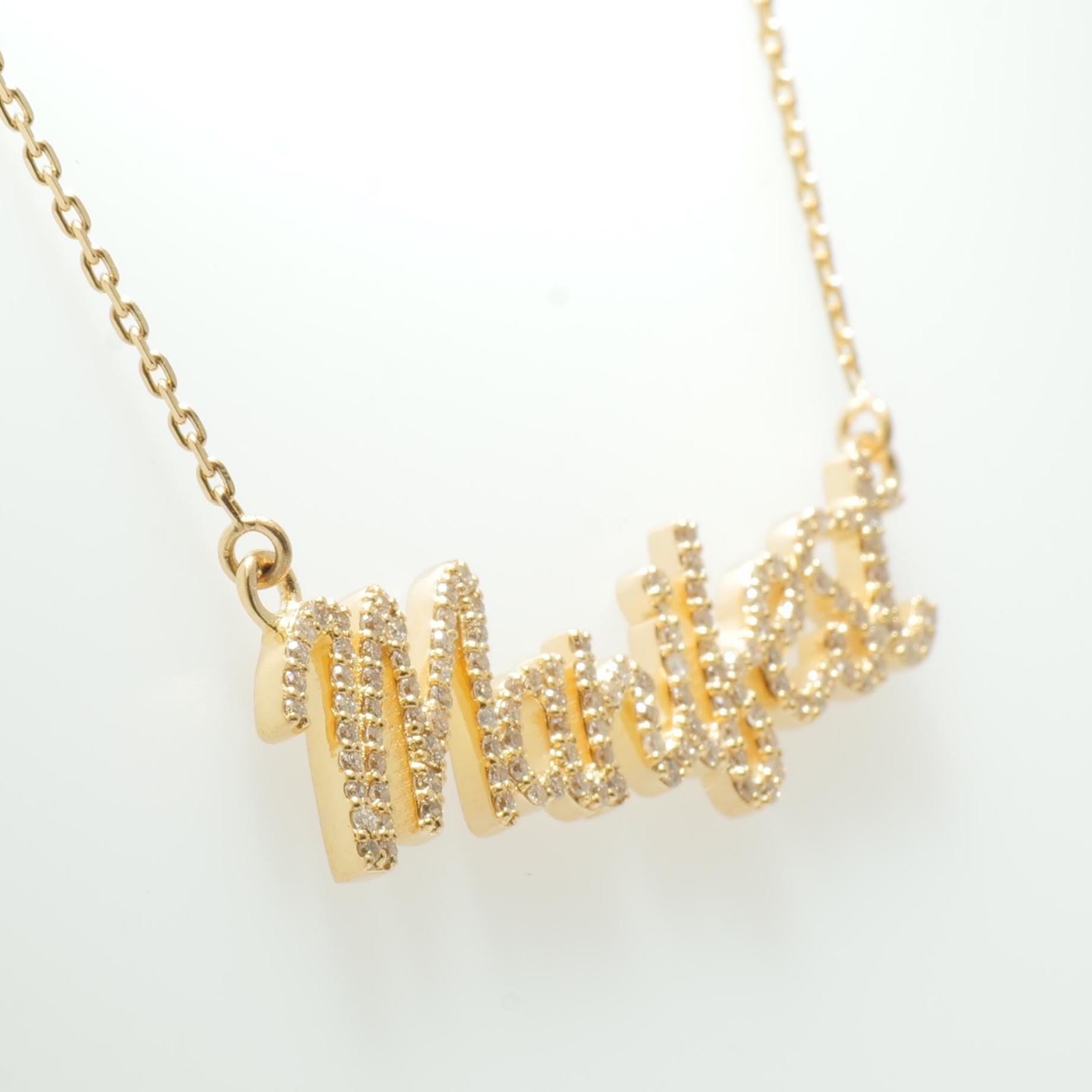 Collar Colgante Manifiesto de Diamantes en Oro Macizo de 14 K (Certificado) Corte redondo en venta