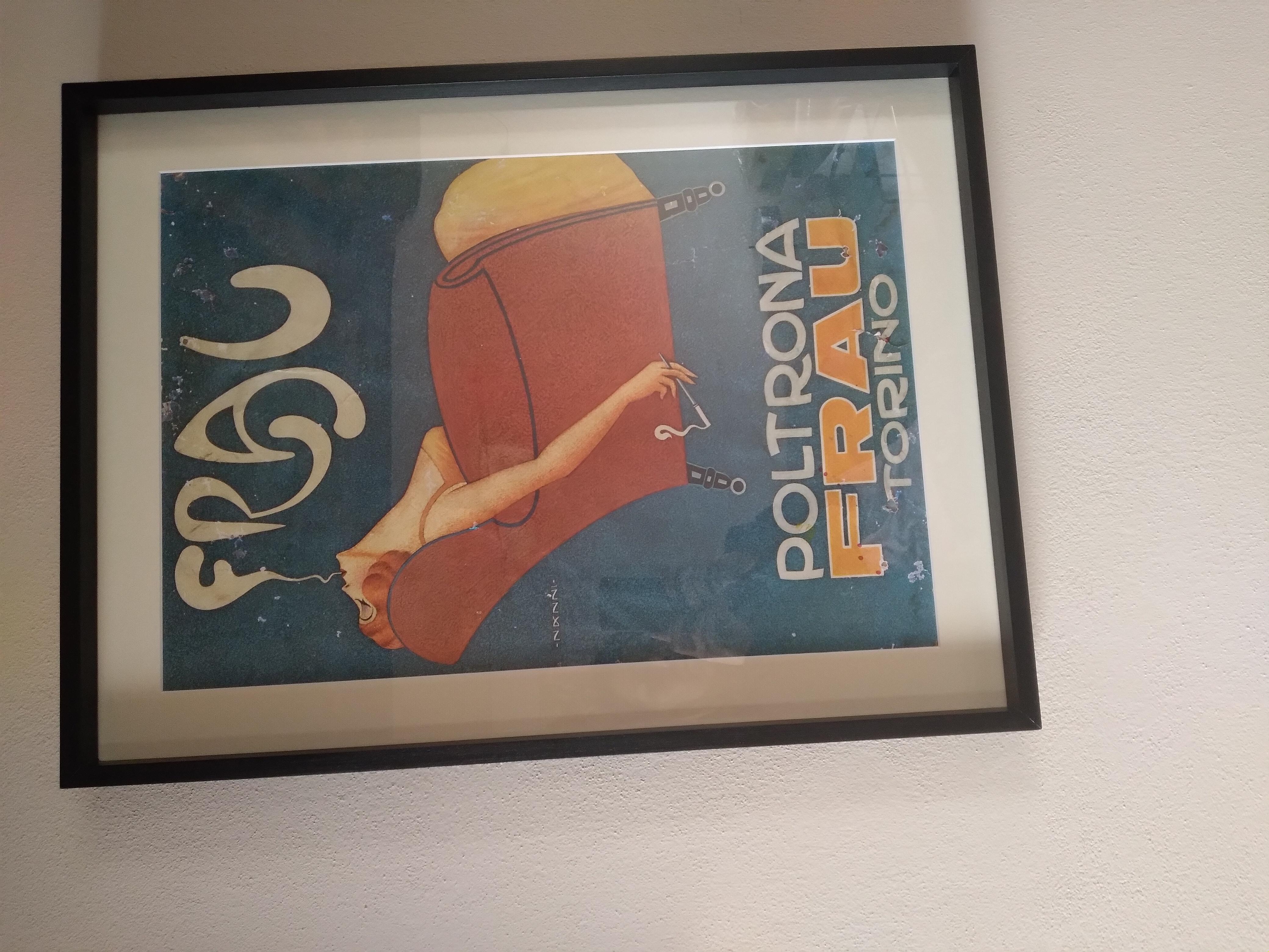 Polttona Frau Werbeplakat  30er d.di  Giovanni Nanni , Edition 1970er Jahre , gerahmt mit Tiefe , handgefertigt , nach Maß , schwarz lackiertes Holz ,  der Passierschein 
ist elfenbeinfarbig. Das Modell des Poster-Stuhls ist 124 
Schönes Bild einer