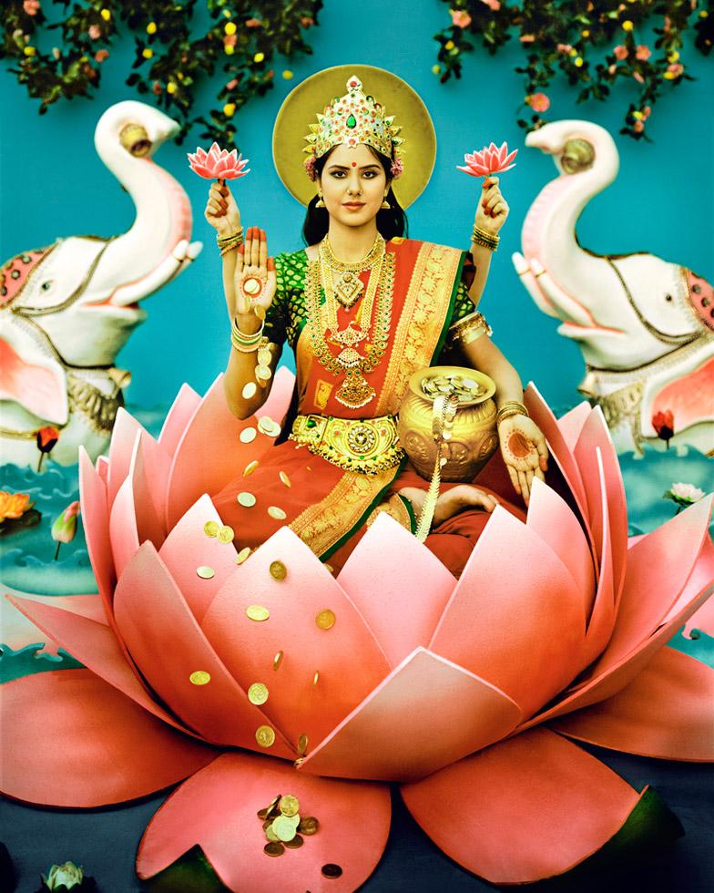 Color Photograph di Manjari Sharma - Maa Laxmi