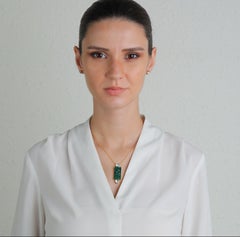 14 Karat Yellow Gold Rectangle Pendant Necklace with Uncut Diamonds and Emerald