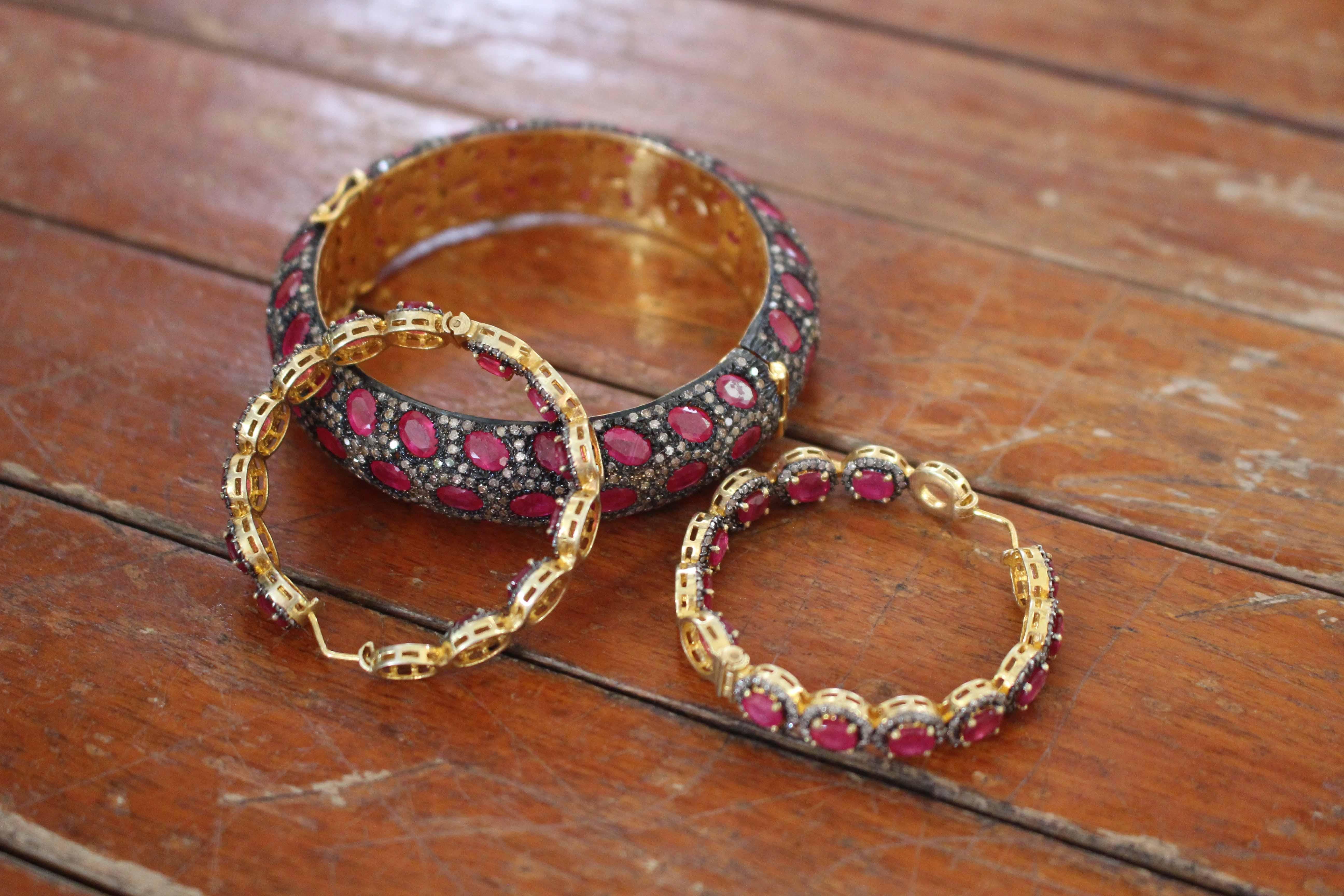 Women's Manjrie Ruby Single-Cut Diamond 14k Gold handcrafted Victorian Bangle Bracelet For Sale