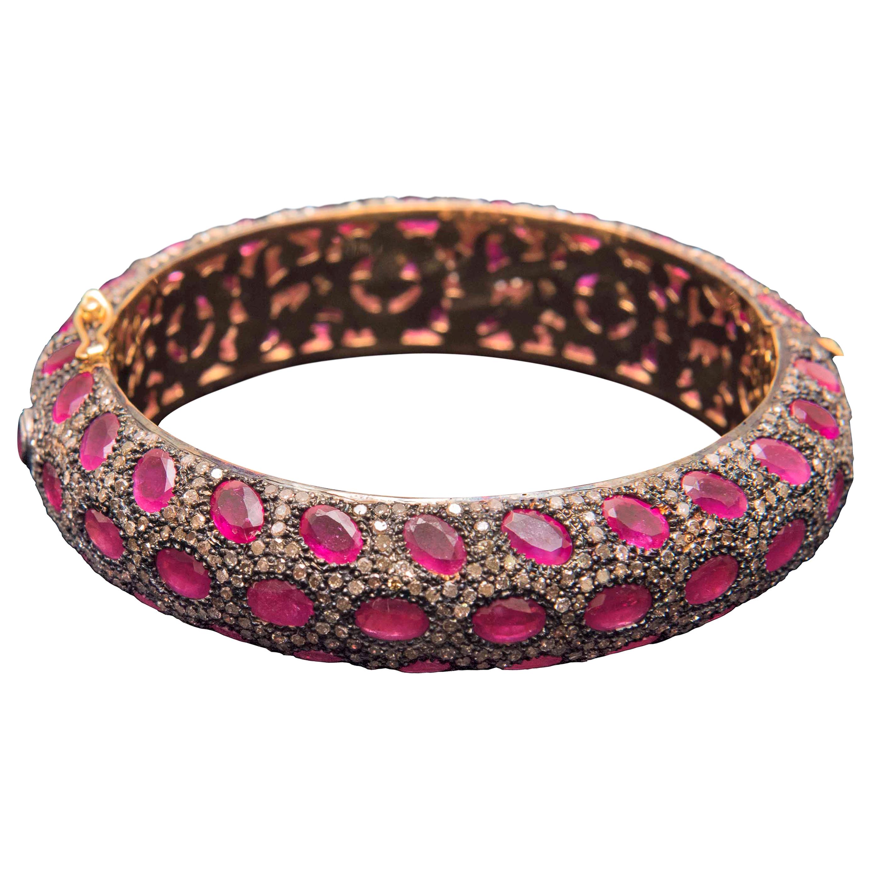 Manjrie Ruby Single-Cut Diamond 14k Gold handcrafted Victorian Bangle Bracelet For Sale