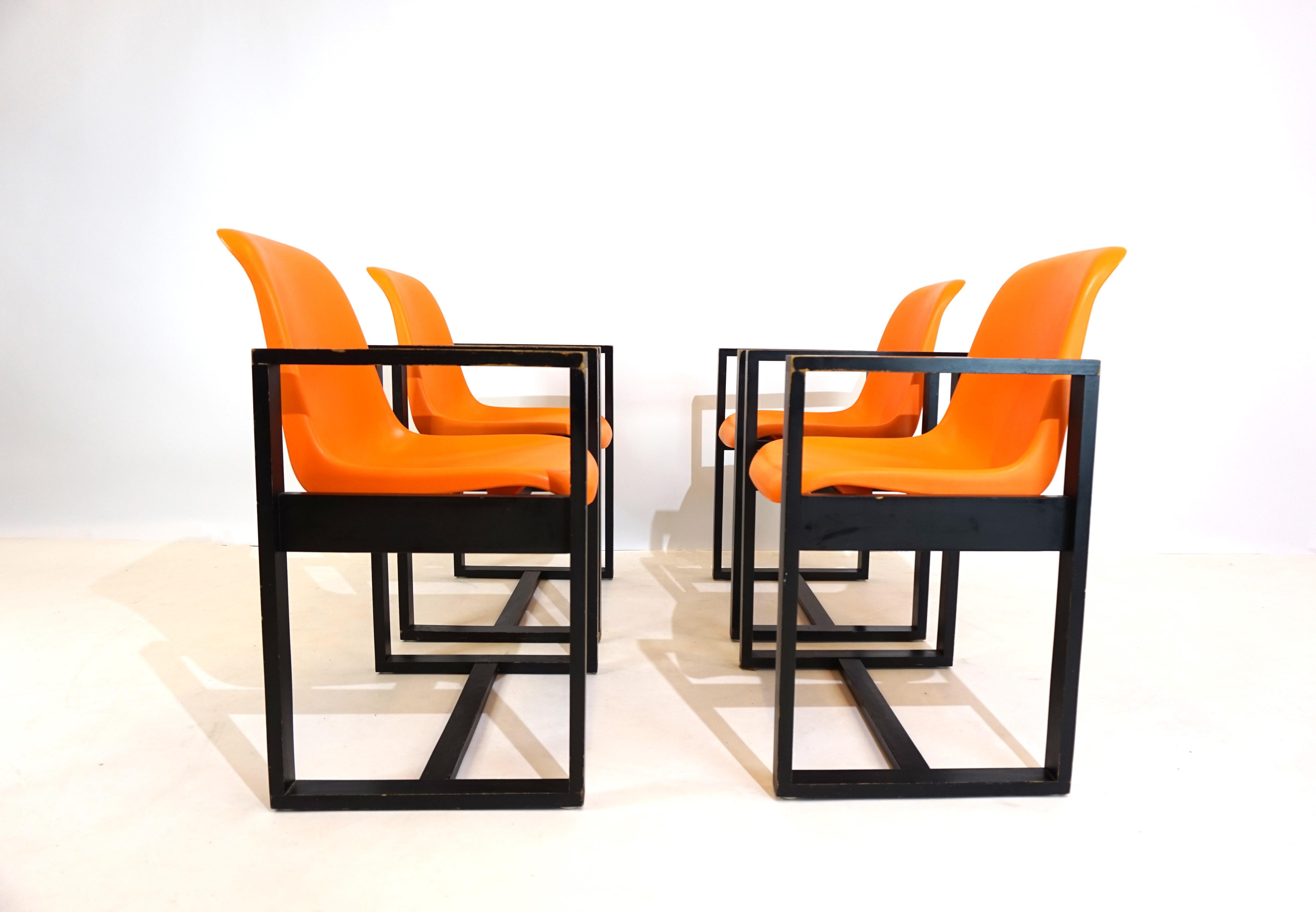 Mid-Century Modern Mann Möbel Set of 4 Dining Room/Office Chairs 70s For Sale