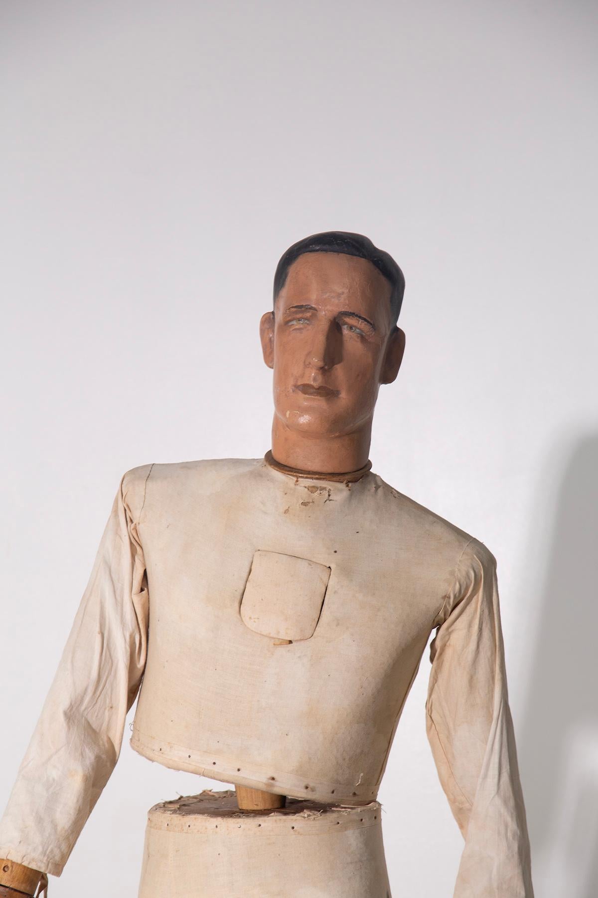 Mannequin of Vittorio De Sica Italian director of the film Grandi Magazzini in vendita 5