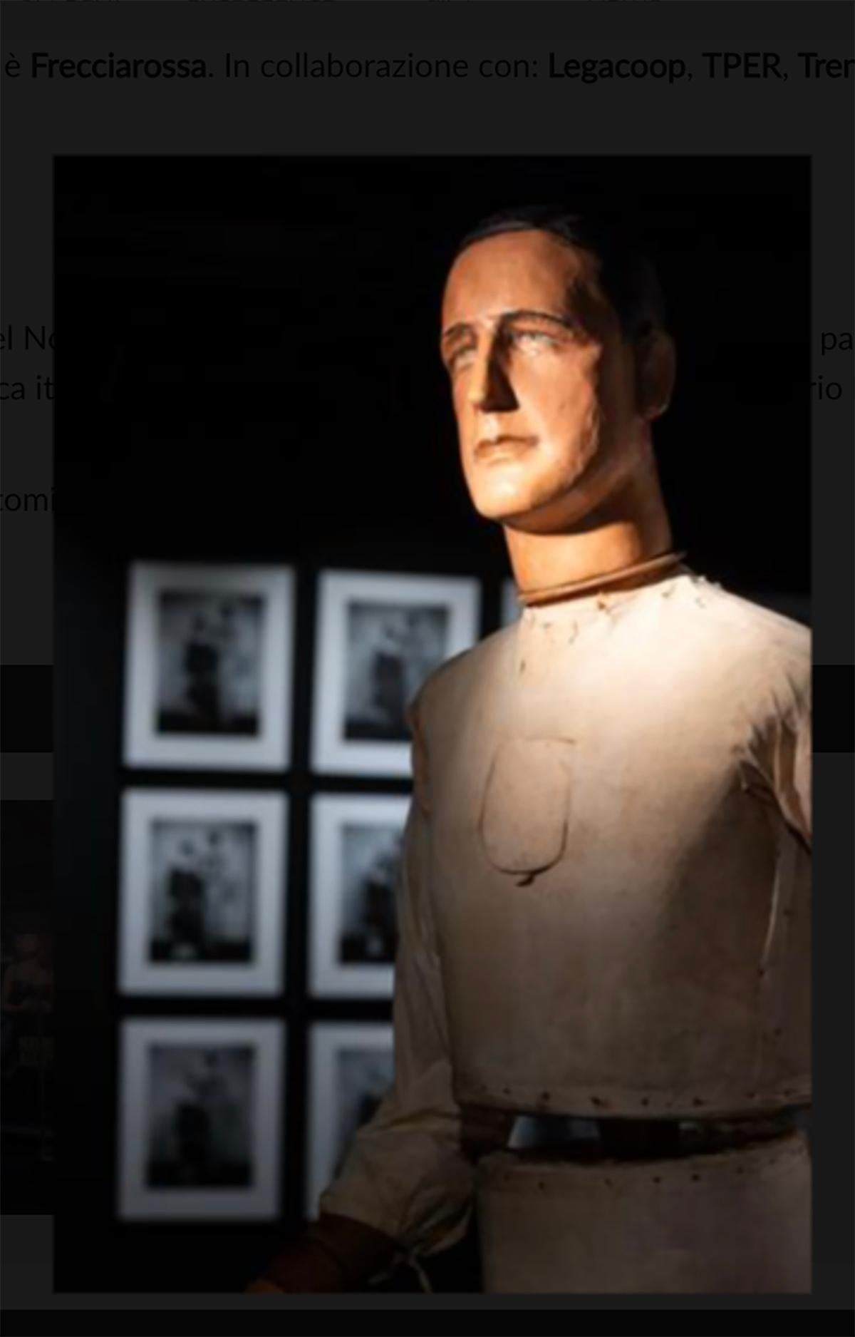 Mannequin of Vittorio De Sica Italian director of the film Grandi Magazzini in vendita 6