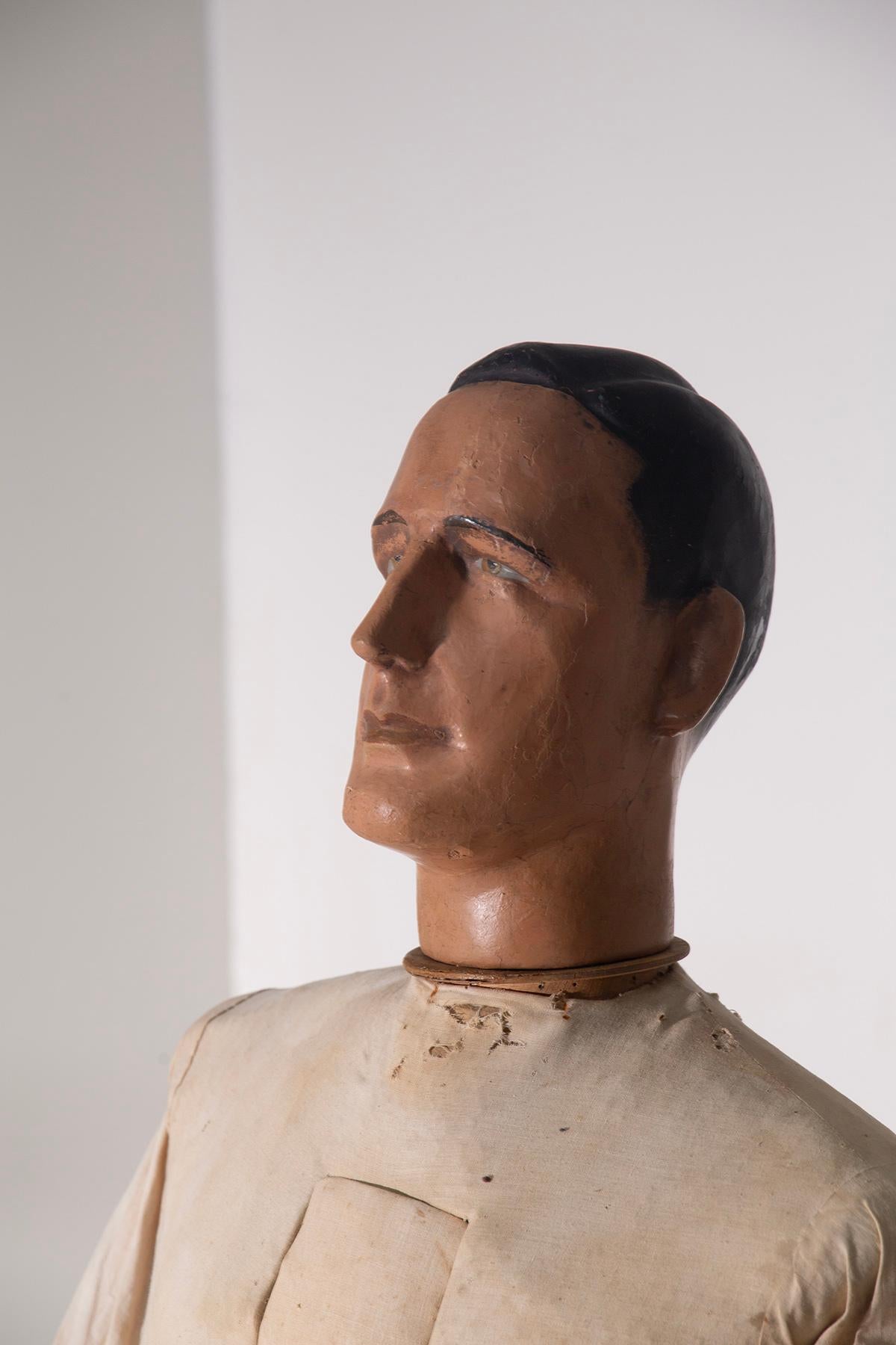 Mannequin of Vittorio De Sica Italian director of the film Grandi Magazzini in vendita 2