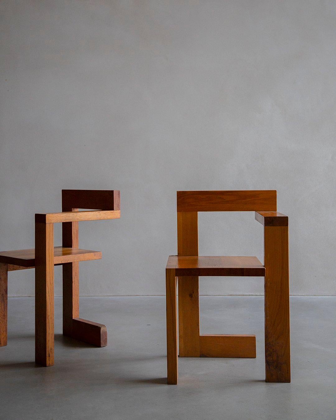 In der Art von Gerrit Rietveld – Steltman-Stuhl – niederländische Interpretation der 1970er Jahre (Holz) im Angebot