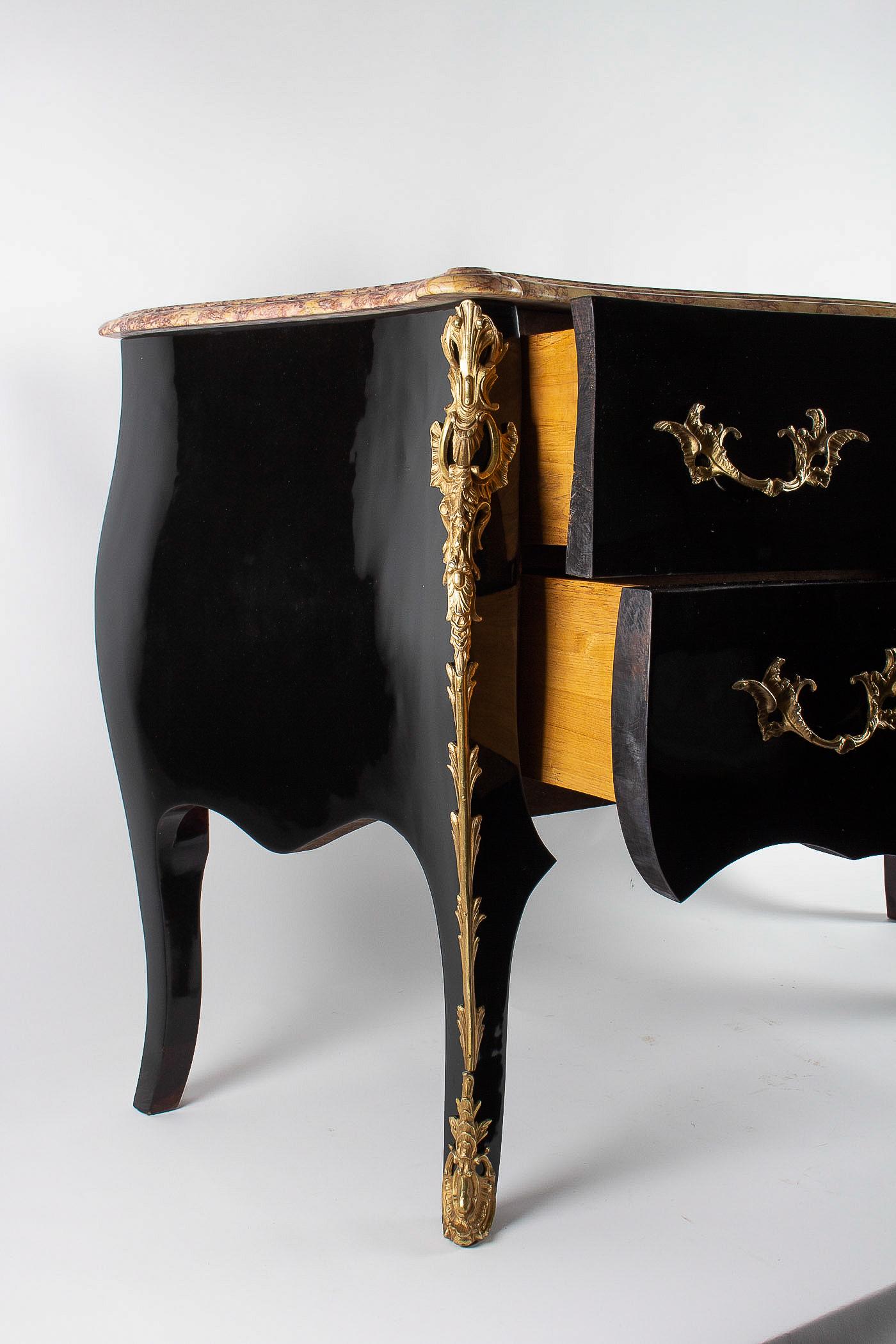 Manner of Jansen French Louis XV Style Black-Lacquered Commode, circa 1950 In Good Condition In Saint Ouen, FR