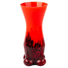 Vase en verre rouge à éclaboussures Loetz Czech Art Deco