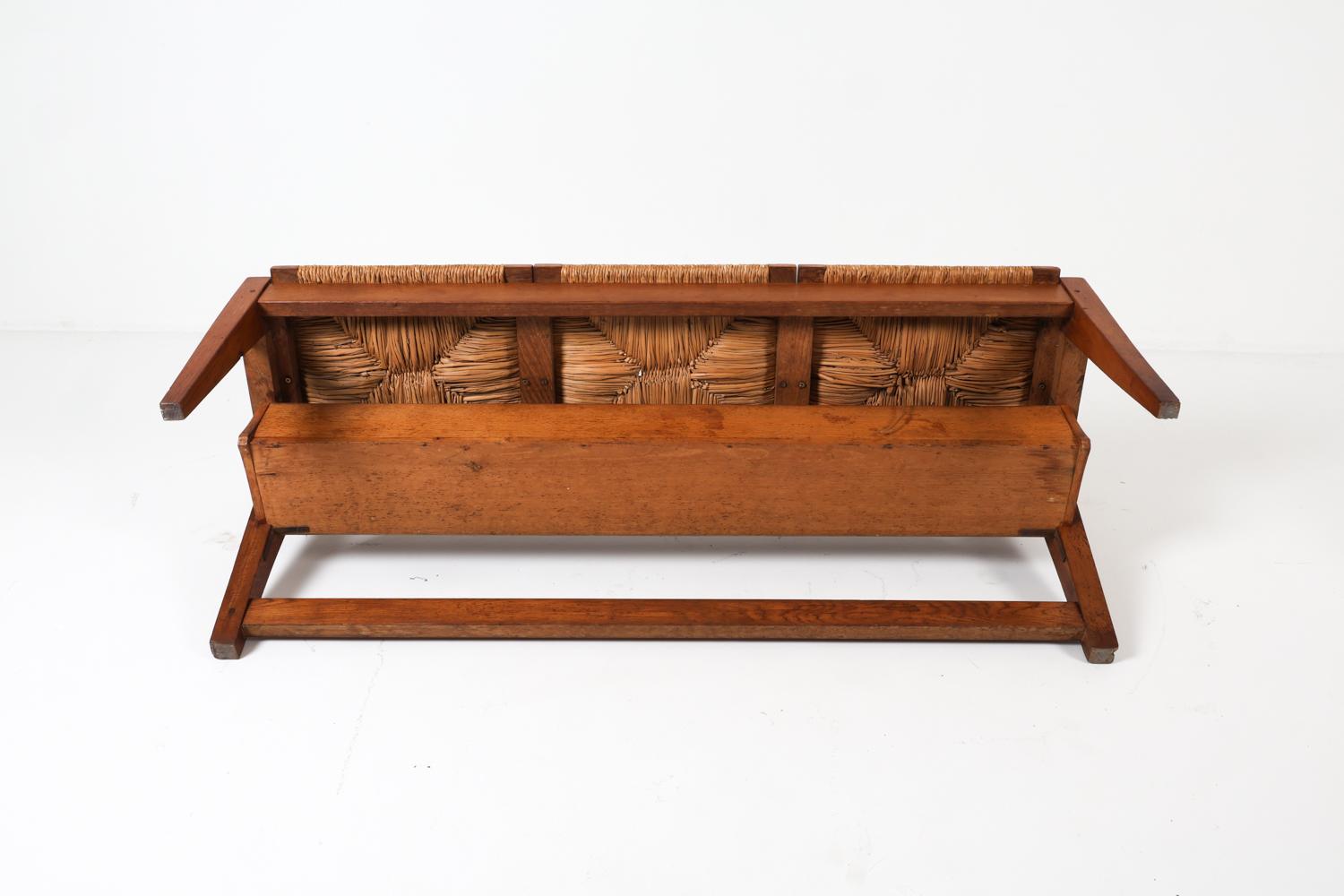 Banc de hall en chêne hollandais avec assise en jonc, vers 1950, de la main de Martin Visser en vente 10