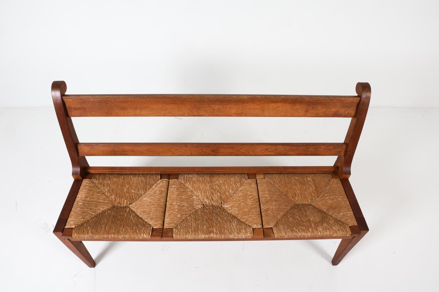 Jonc Banc de hall en chêne hollandais avec assise en jonc, vers 1950, de la main de Martin Visser en vente