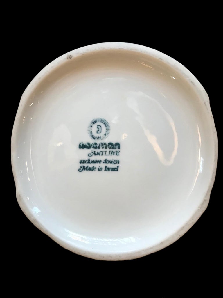 Manner of Wirkkala White Ceramic Vase by Naaman Artline Porcelain, Israel, 1970s For Sale 1