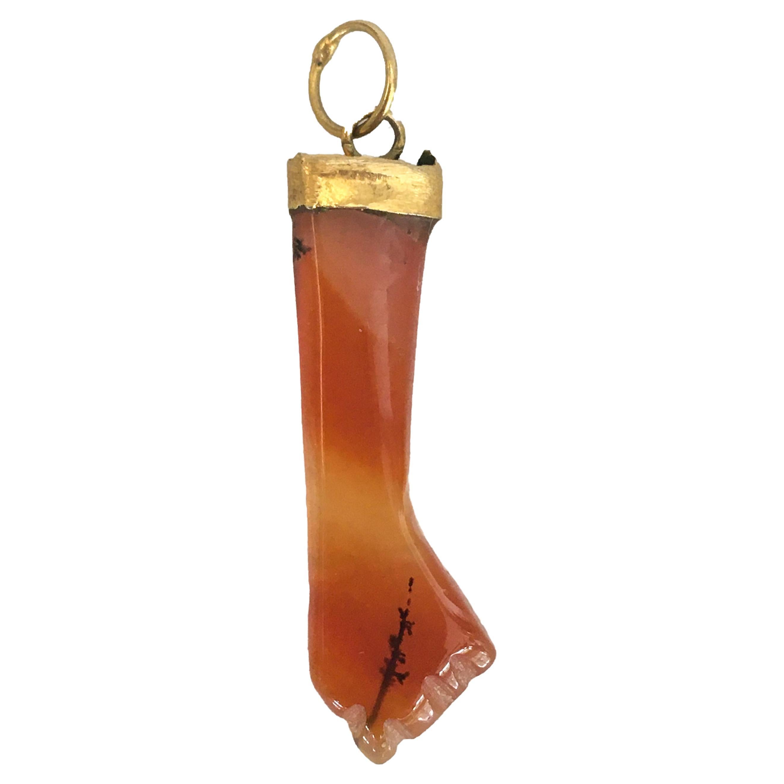 Mano Figa Agate Good Luck Charm Pendant For Sale