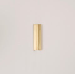 Mano Small Wall Lamp Mounted-Vertical Side Lighter by Umberto Bellardi Ricci