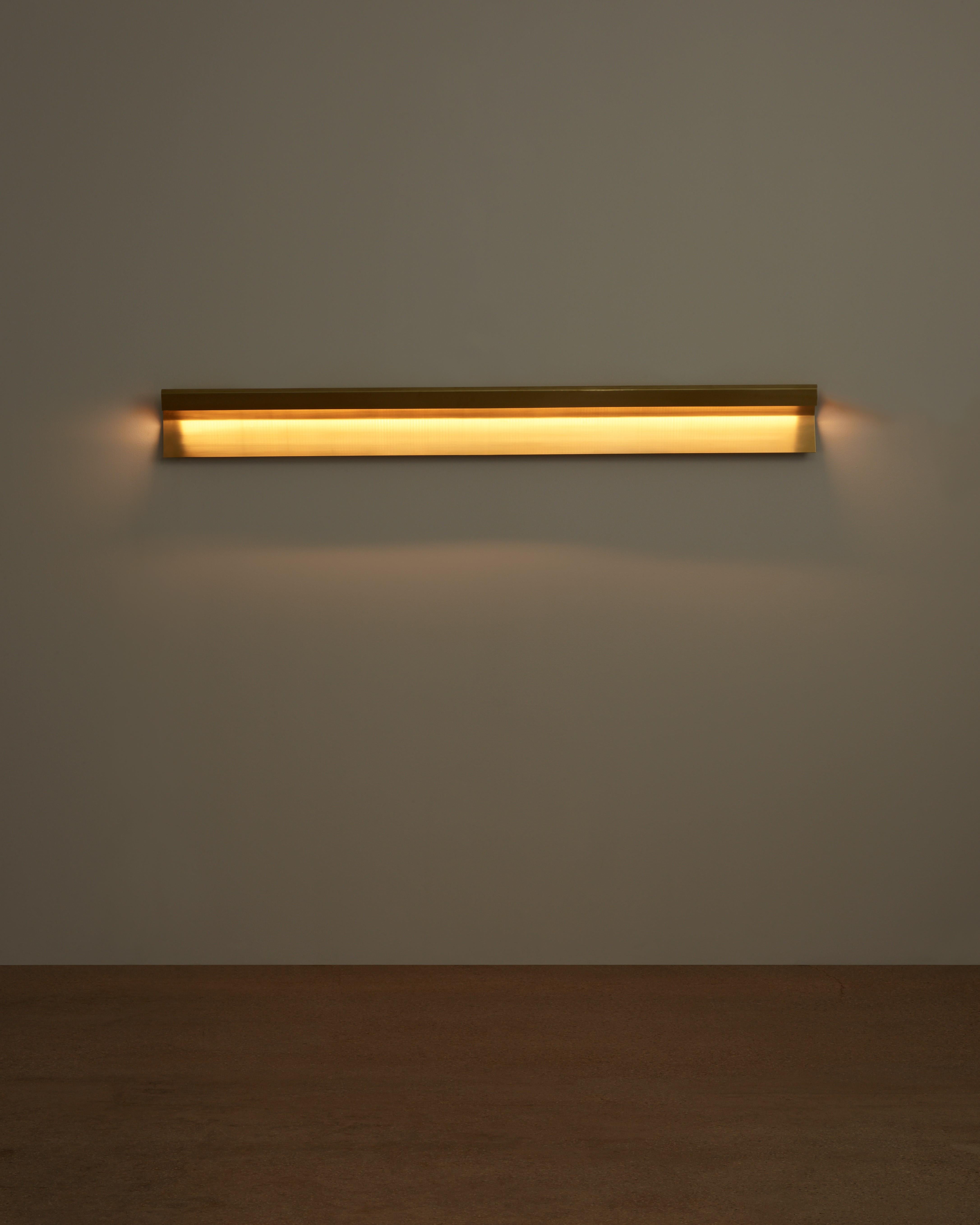 Post-Modern Mano Wall-Down Lamp by Umberto Bellardi Ricci For Sale