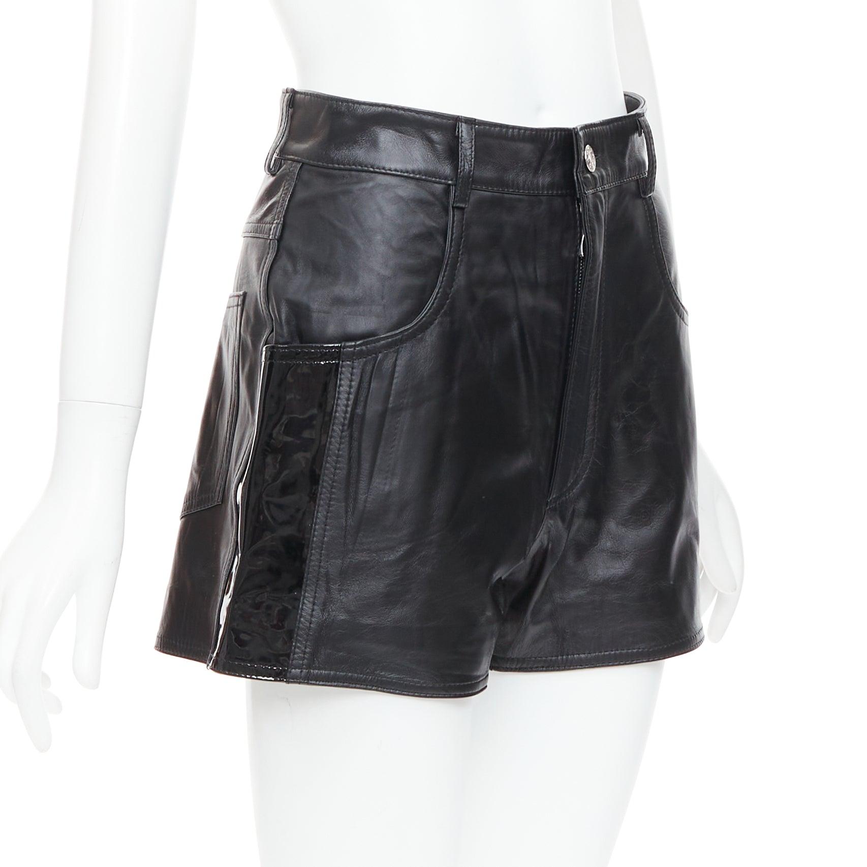 Nero MANOKHI pantaloncini a vita alta in vernice nera FR34 XS in vendita
