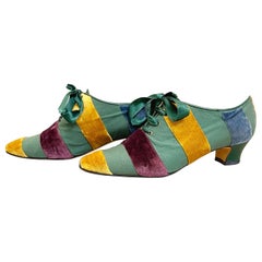 Manolo Blahnik 1980s Size 37 / 7 Silk/Velvet Lace Up Kitten Heel Oxford Booties
