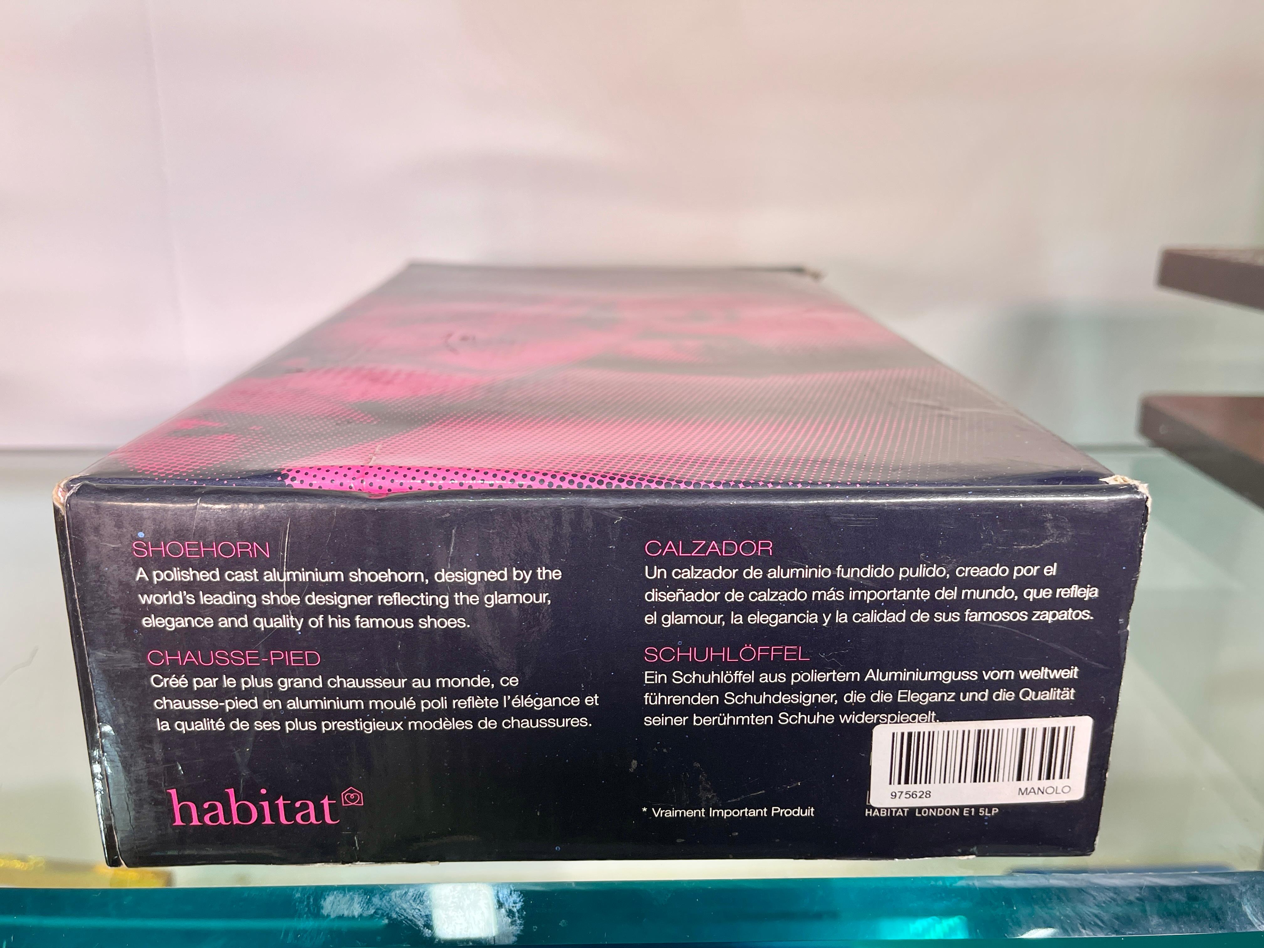 Manolo Blahnik Aluminium-Schuhanzieher, Jubiläumsausgabe 2004 im Angebot 4