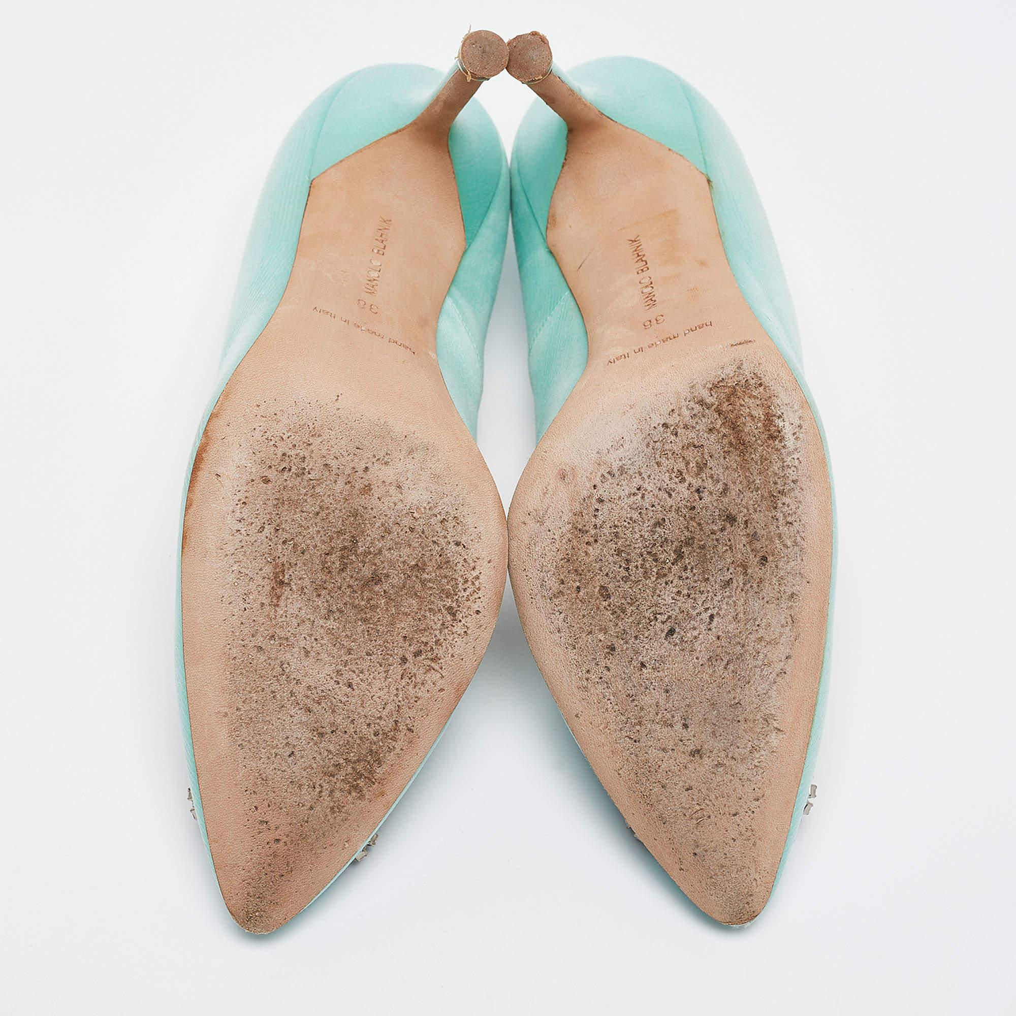 Manolo Blahnik Pumps Hangisi in raso blu acqua misura 38 1