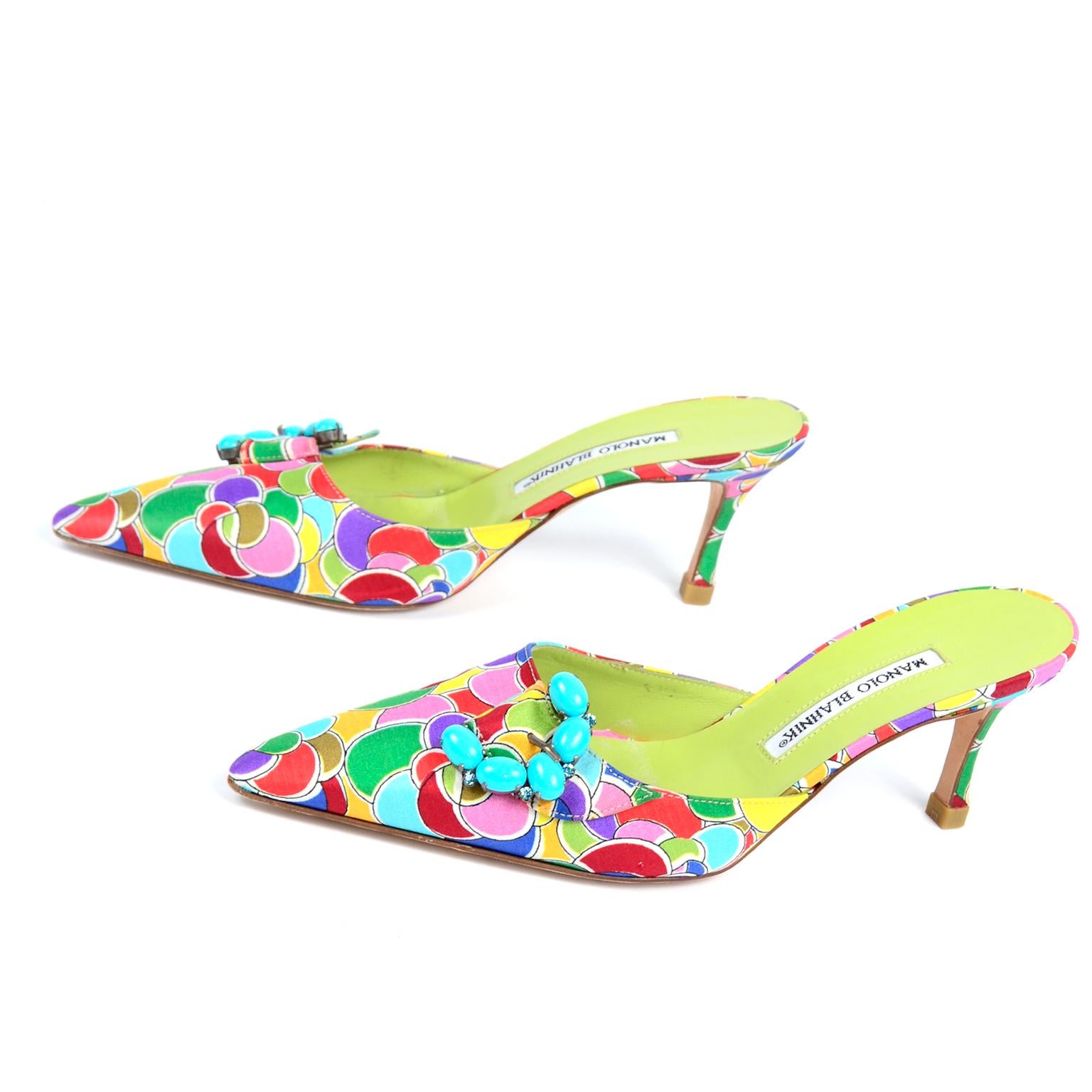 Manolo Blahnik Atomica Colorful Heeled Mules w/ Turquoise Buckle Size 36 1/2 In Excellent Condition For Sale In Portland, OR