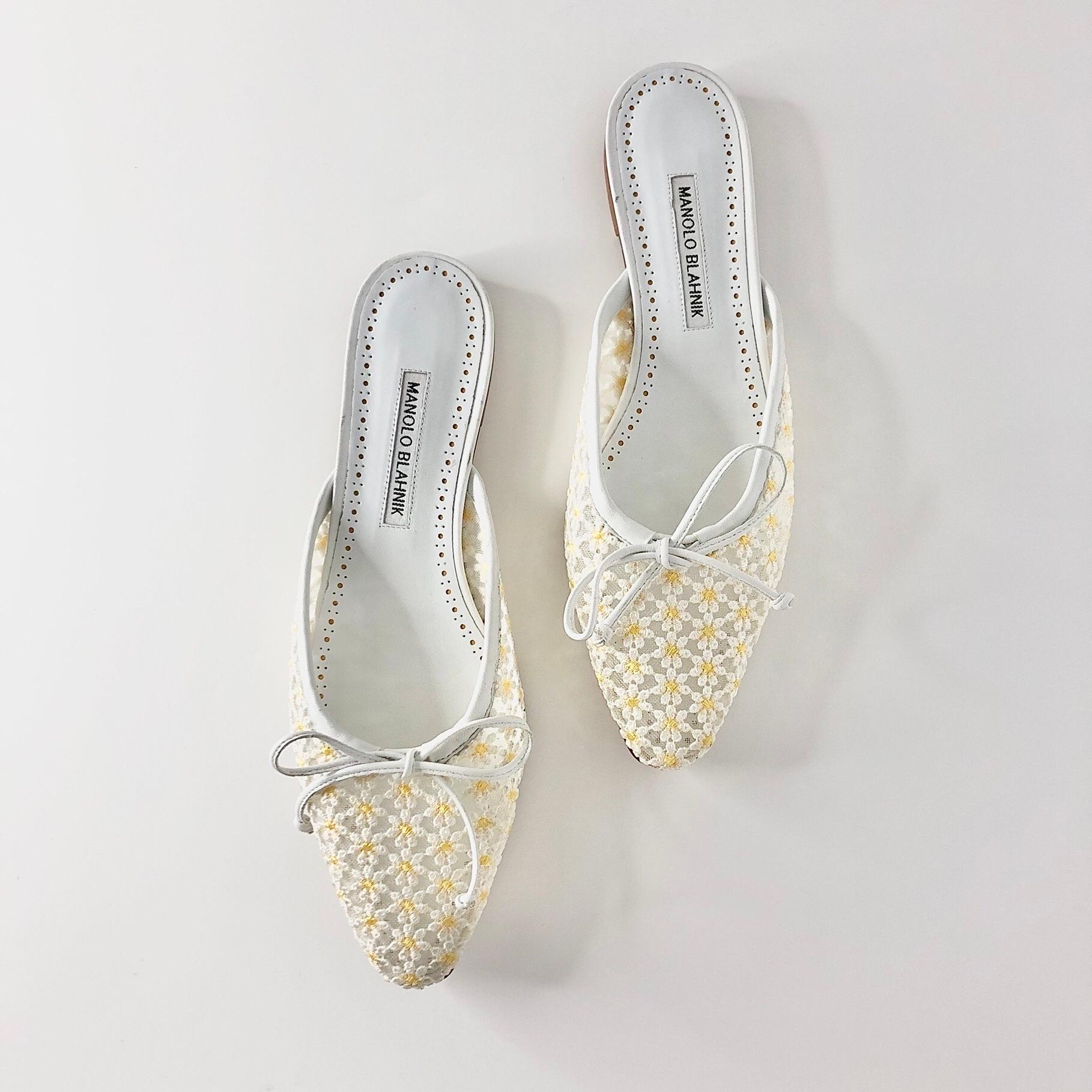 Manolo Blahnik Ballerimu Lace Daisy Floral Mule Slip On Flats 39 Beige en venta