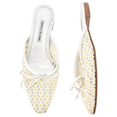 Manolo Blahnik Ballerimu Lace Daisy Flower Slip On Mules Flats 39.5 Manolo Blahnik Ballerimu Lace Daisy Flower Slip On Mules Flats 39.5