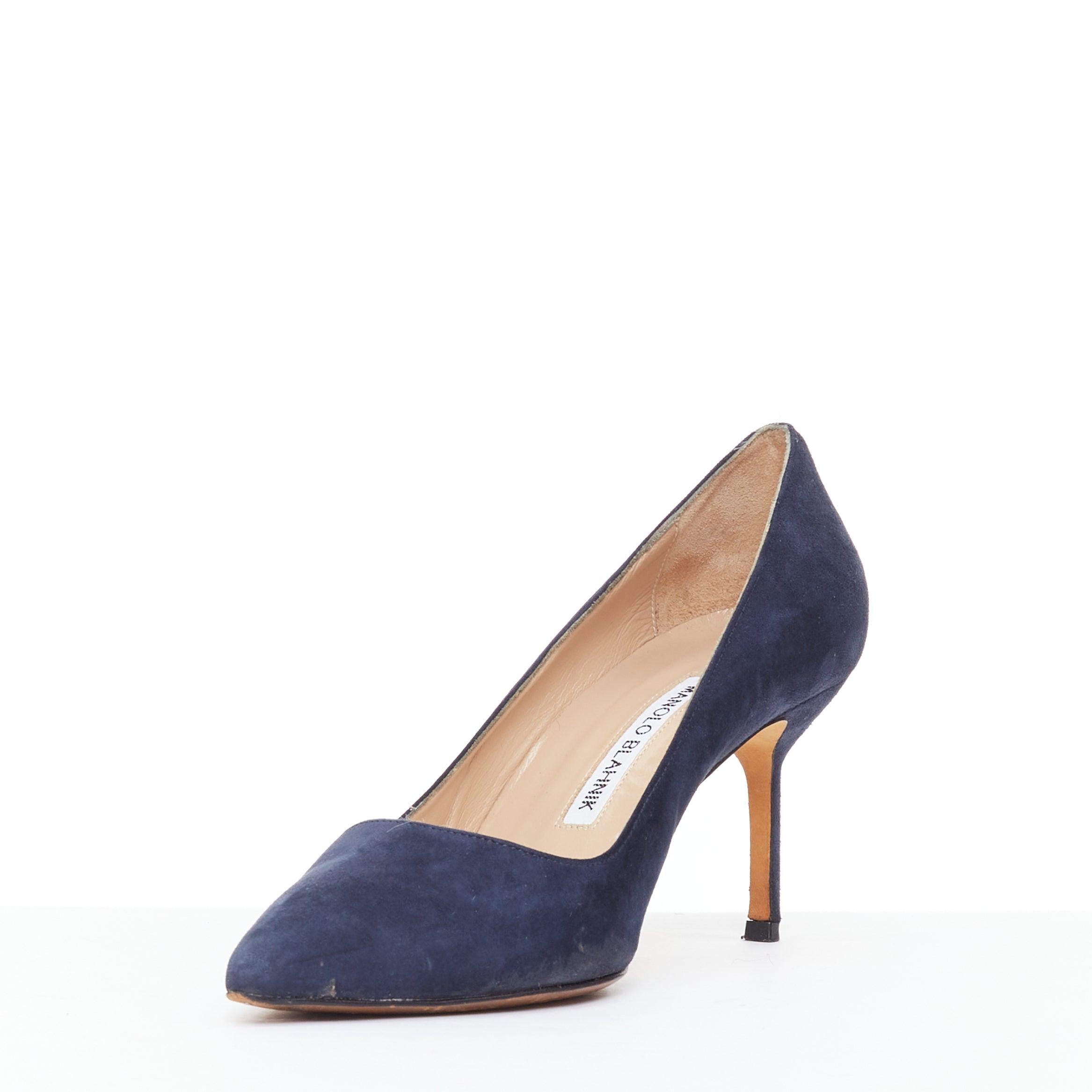 MANOLO BLAHNIK BB 70 navy suede leather point toe pumps EU36.5 In Good Condition For Sale In Hong Kong, NT