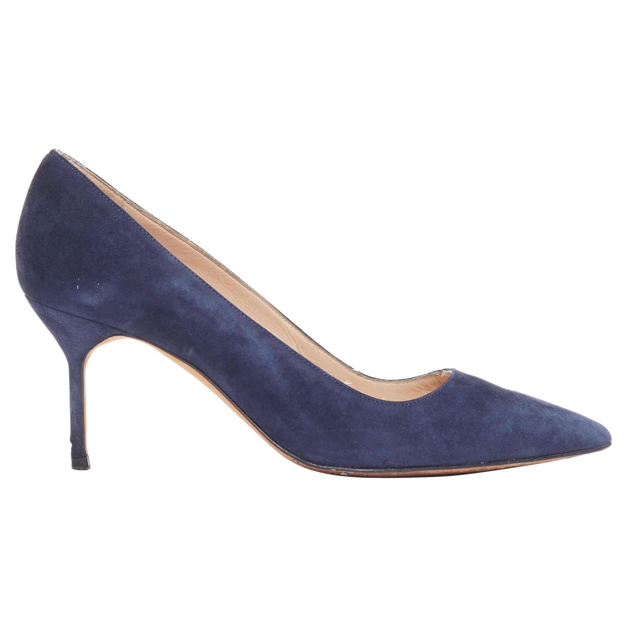 MANOLO BLAHNIK BB 70 marineblaue Stiefeletten aus Wildleder mit spitzer Zehe EU36,5
