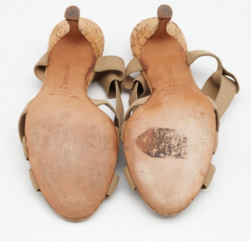 Manolo Blahnik Beige Grosgrain Slingback Sandals Size 37.5 For Sale 4