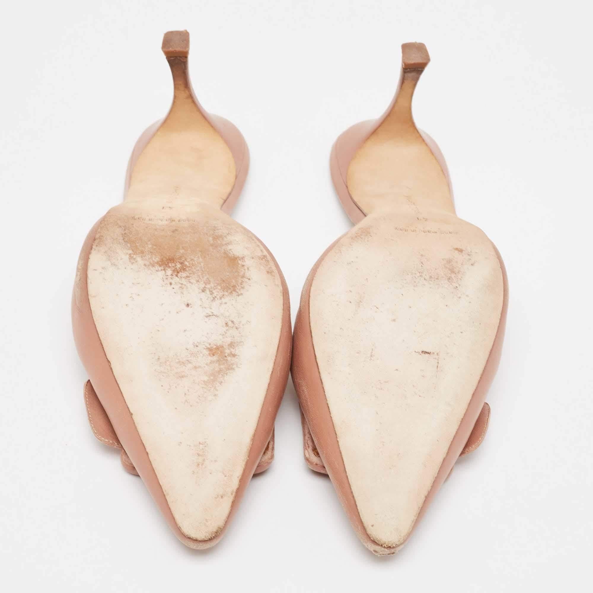 Manolo Blahnik Beige Leather Maysale Pointed Toe Mules Size 41 2