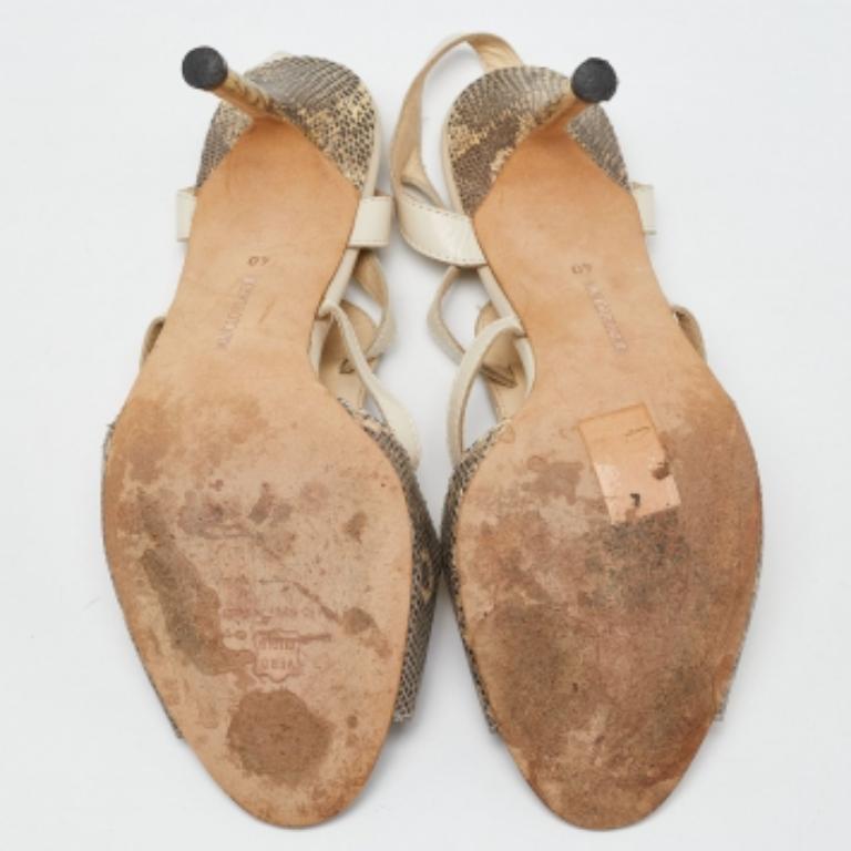 Beige Manolo Blahnik - Sandales à lanières en cuir de lézard beige Taille 40 en vente