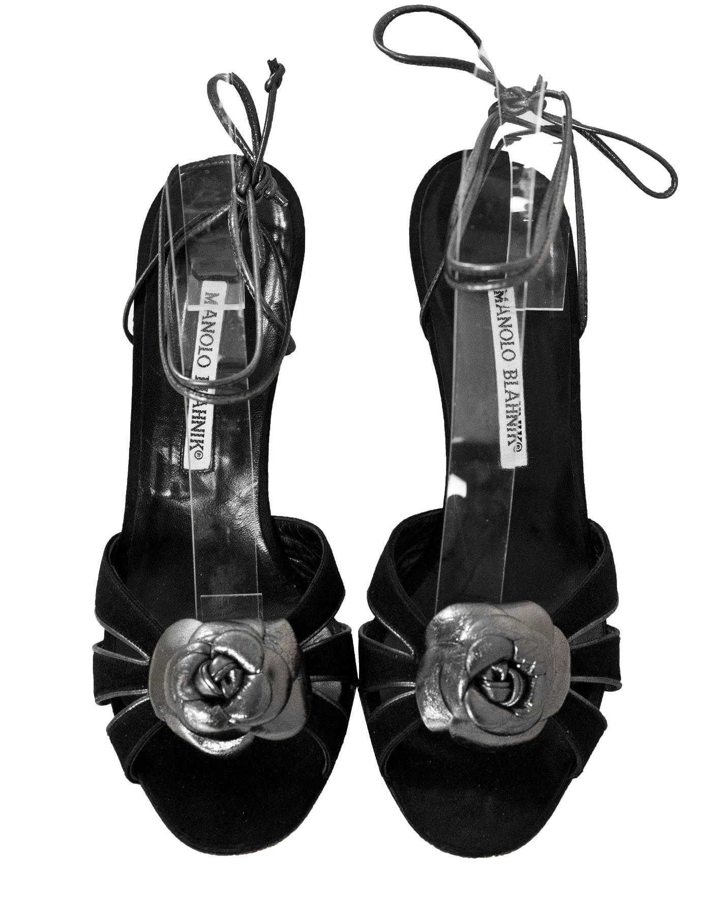 Manolo Blahnik Black & Graphite Flower Sandals Sz 36.5 with Box In Excellent Condition In New York, NY
