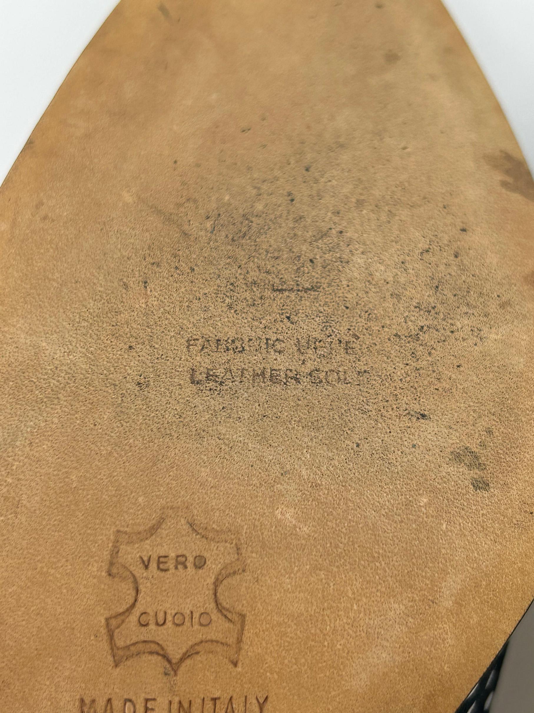 Manolo Blahnik Zapatos de tacón de lunares blancos y negros talla 37.5 en venta 5