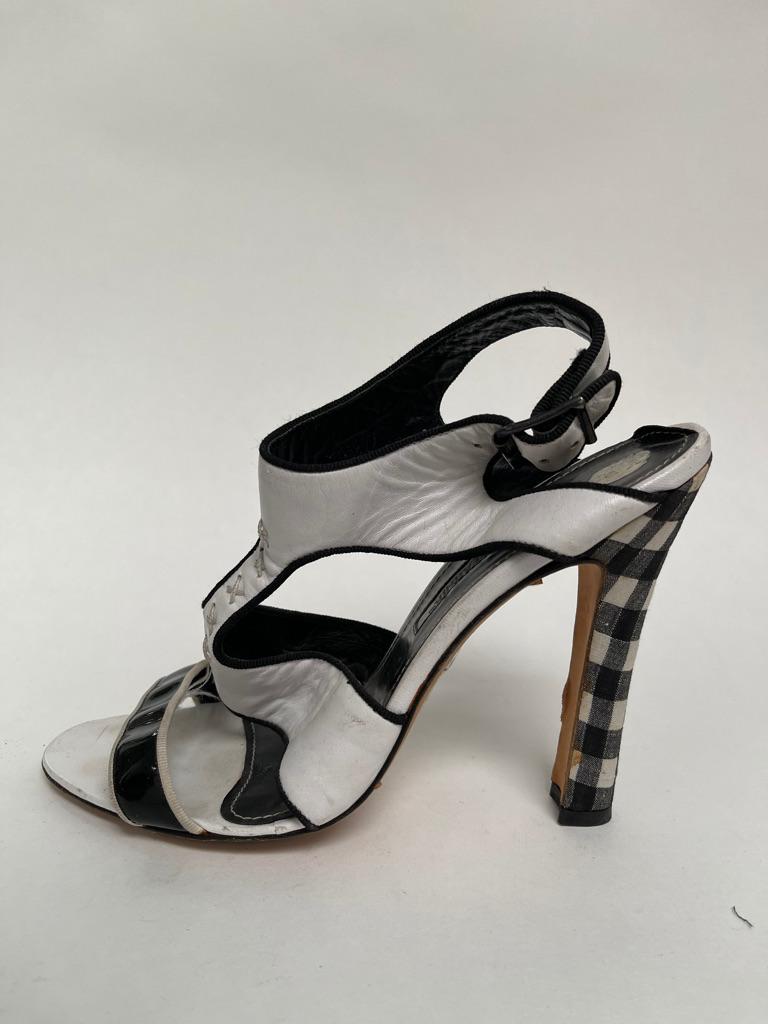 Fun strappy sandal with gingham heel. Very Carrie Bradshaw